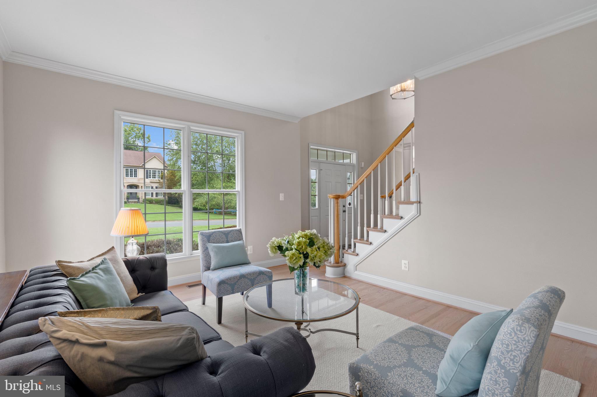 HUNTING HILLS - Residential