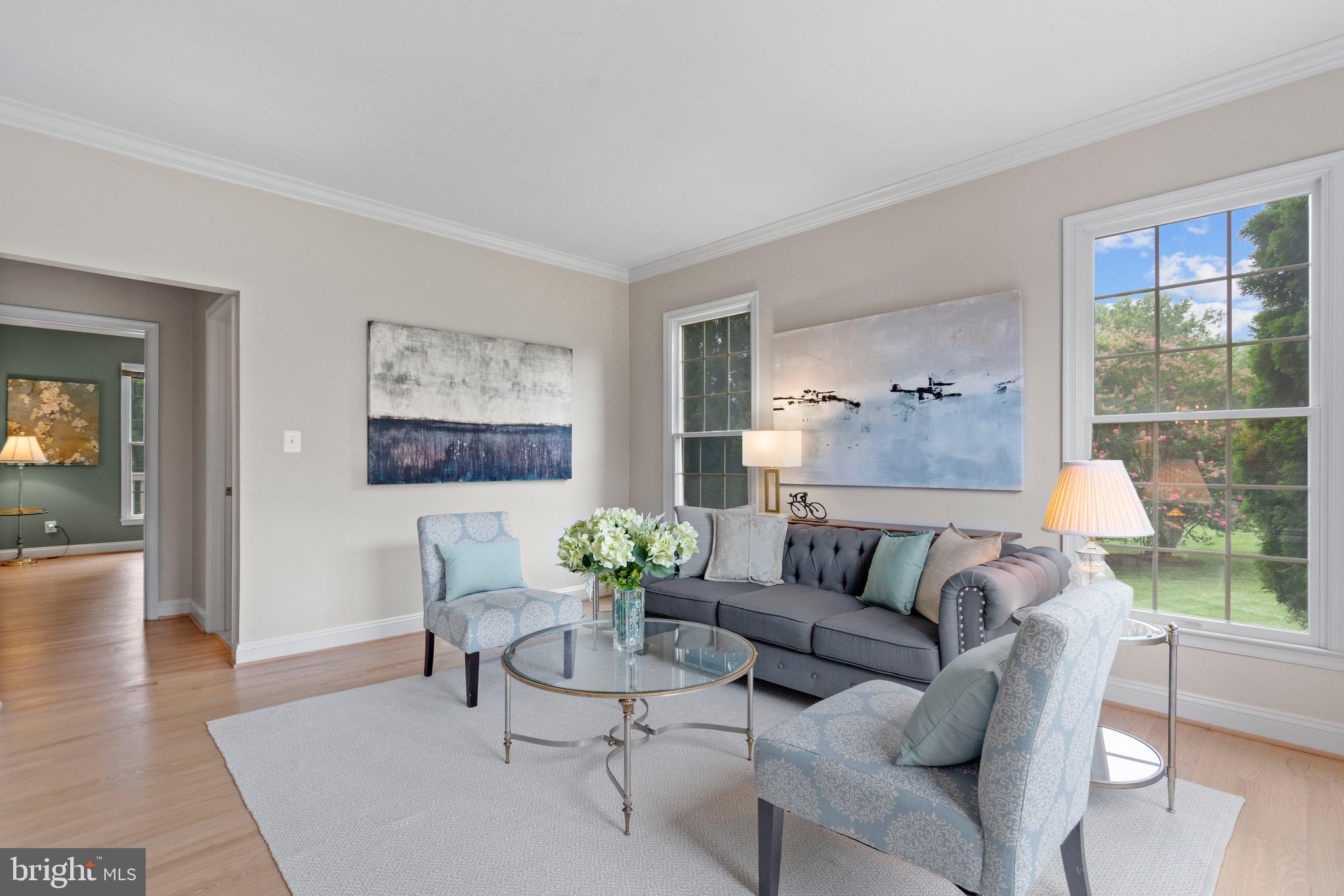 HUNTING HILLS - Residential
