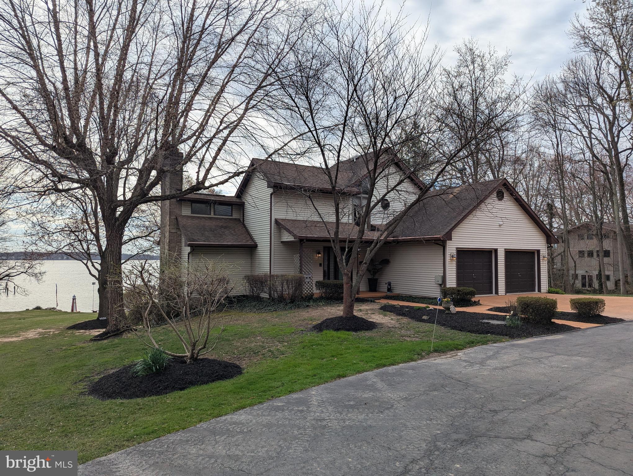 OTTER POINT - Residential