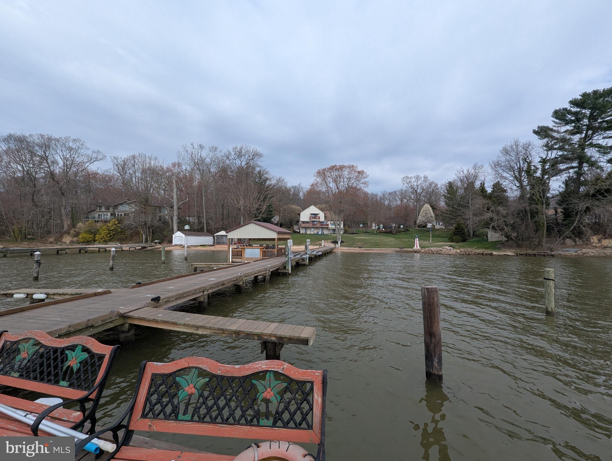 OTTER POINT - Residential