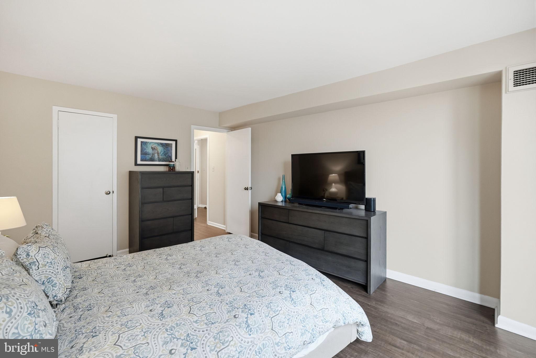 4620 NORTH PARK AVE - Residential