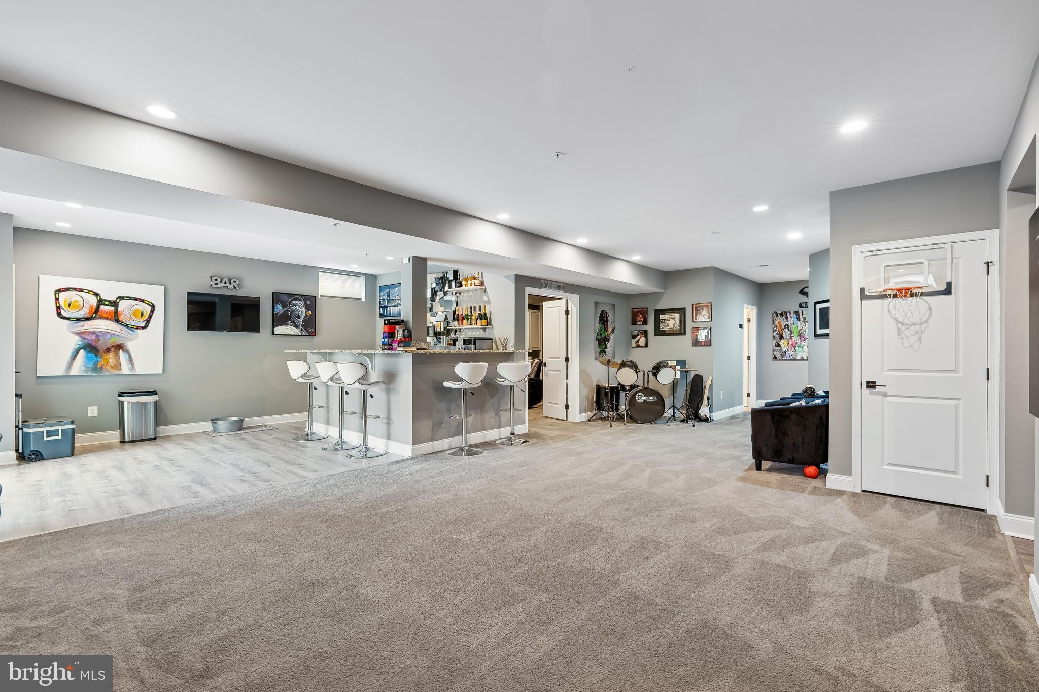 OAK CREEK CLUB - Residential