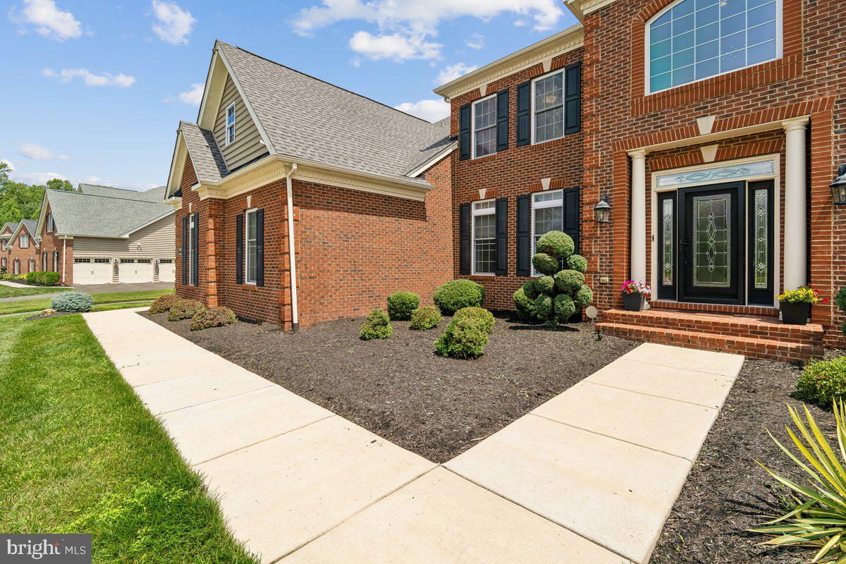 OAK CREEK CLUB - Residential