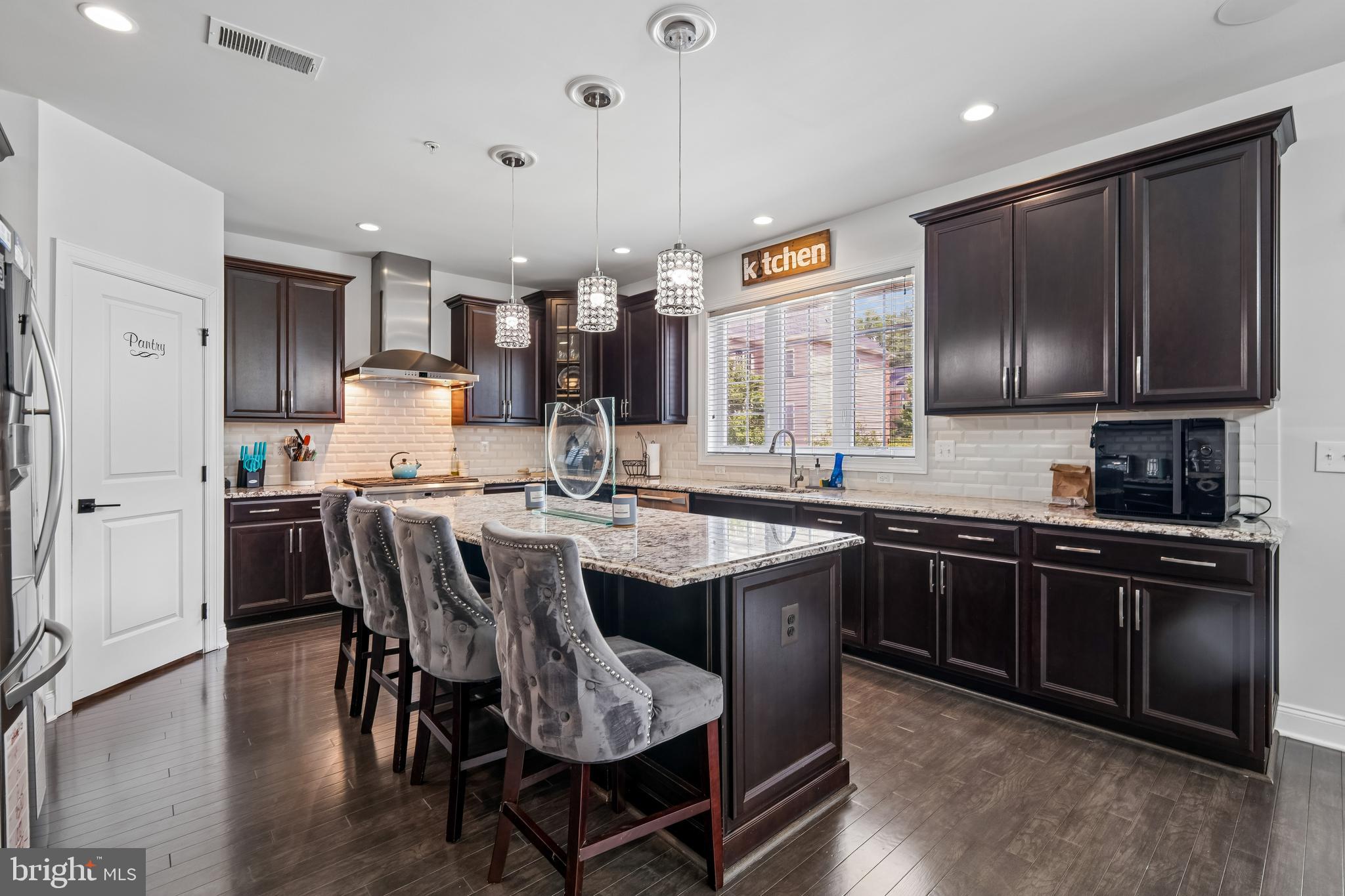 OAK CREEK CLUB - Residential
