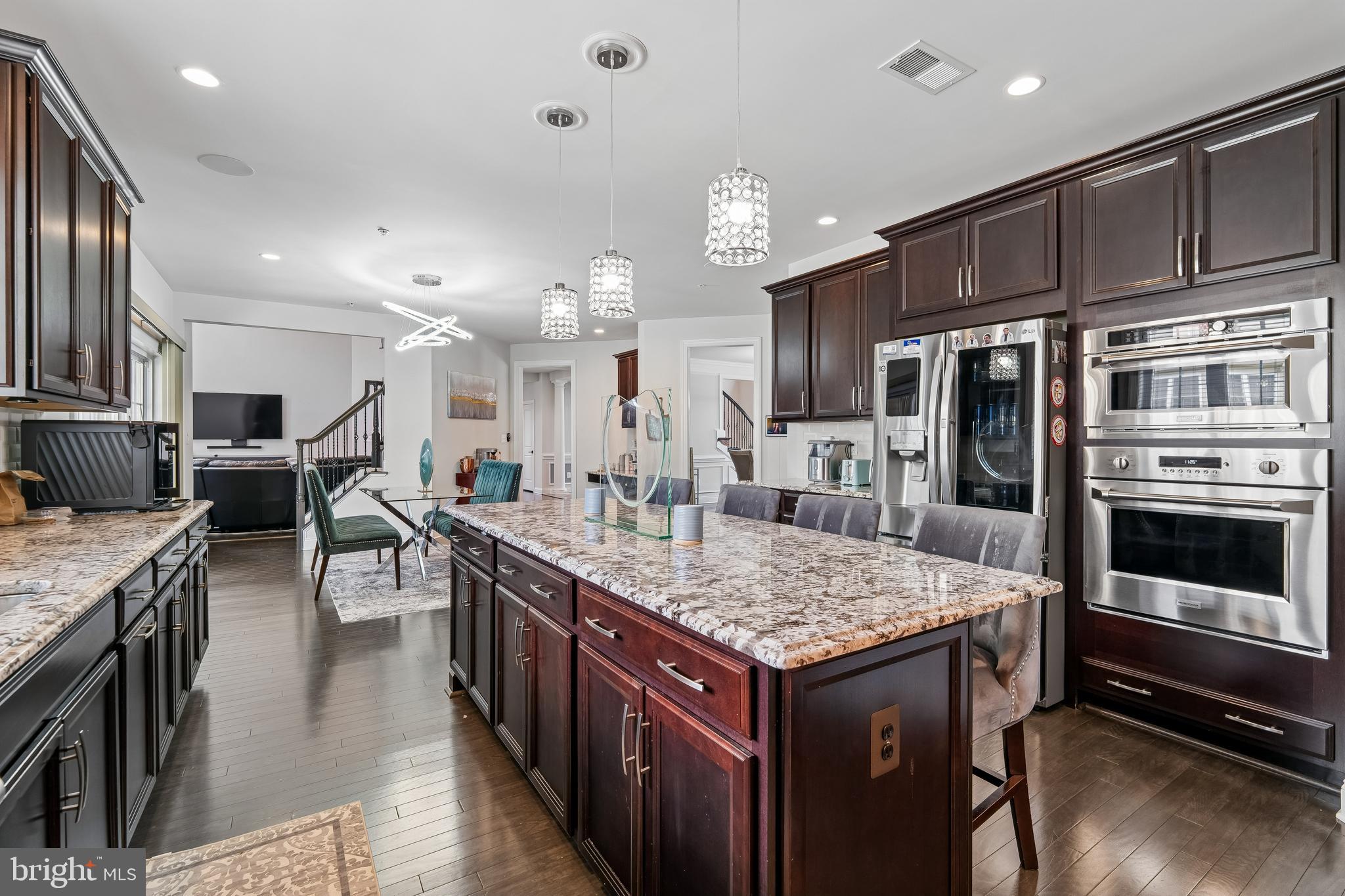 OAK CREEK CLUB - Residential