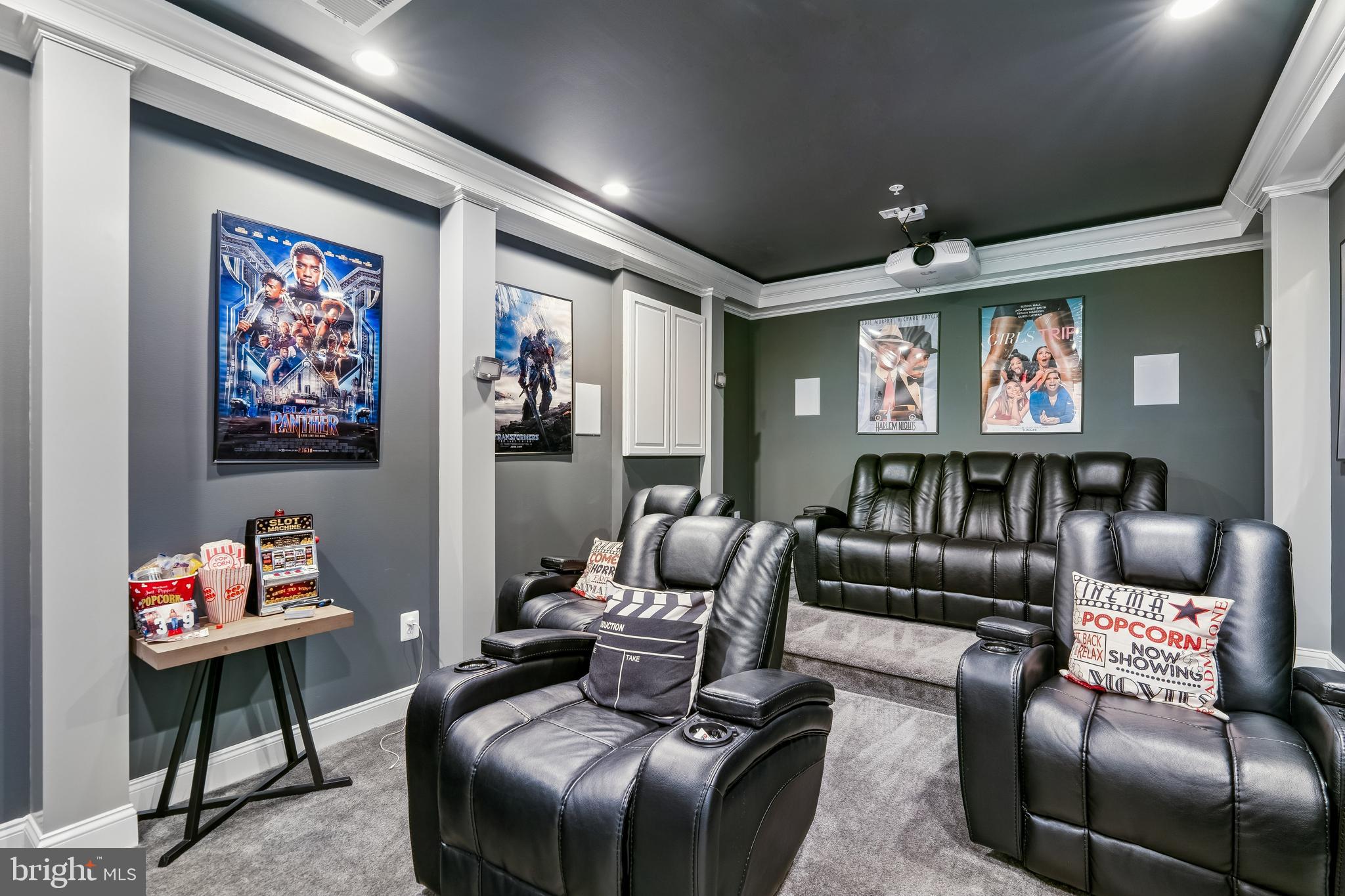 OAK CREEK CLUB - Residential