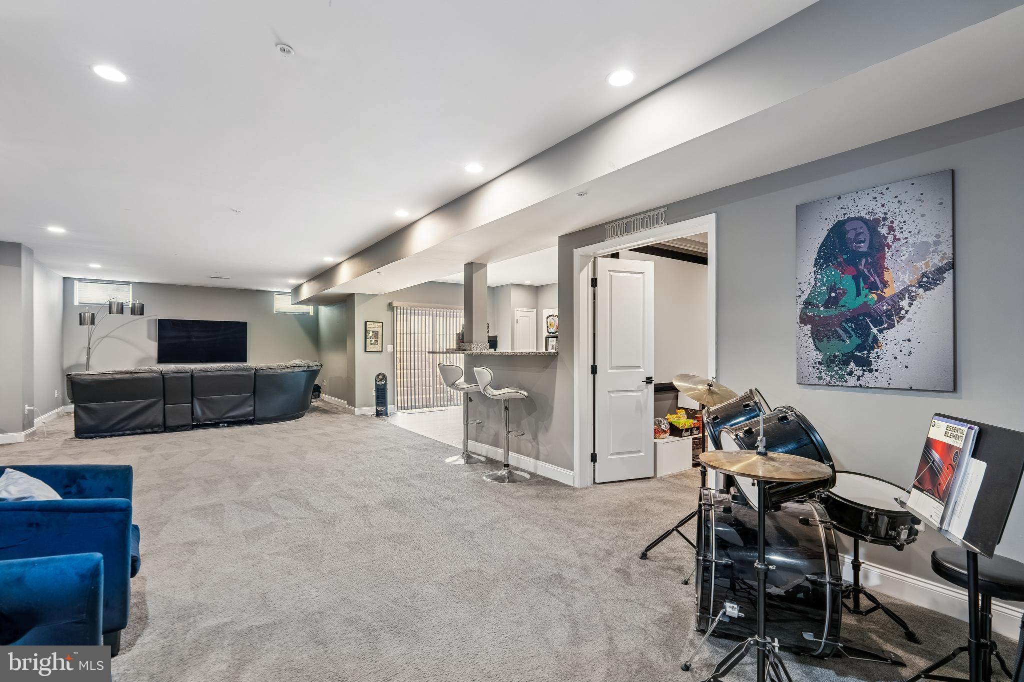 OAK CREEK CLUB - Residential