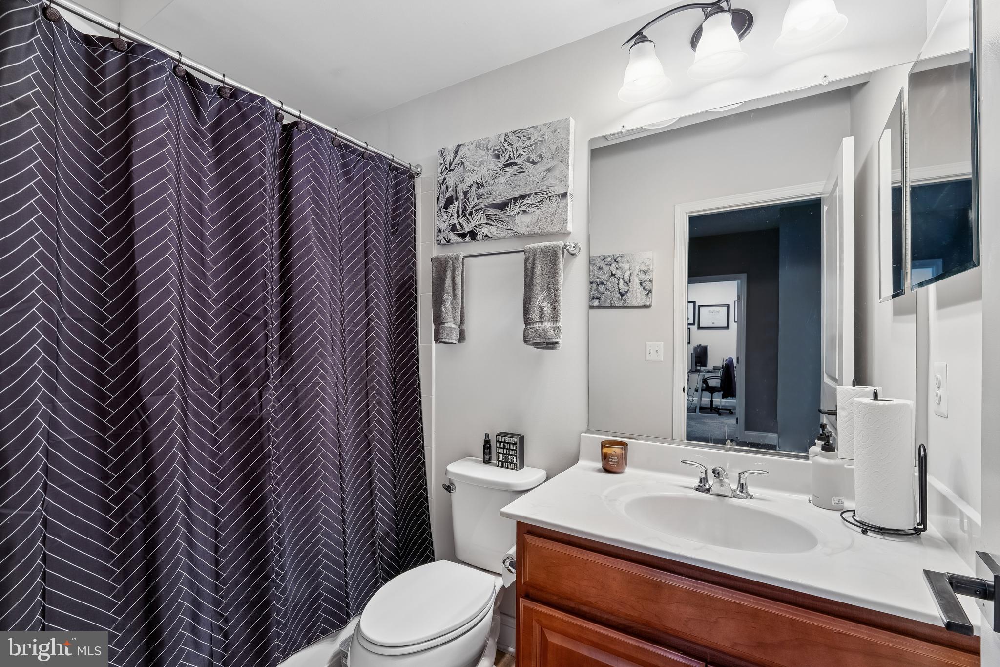 OAK CREEK CLUB - Residential