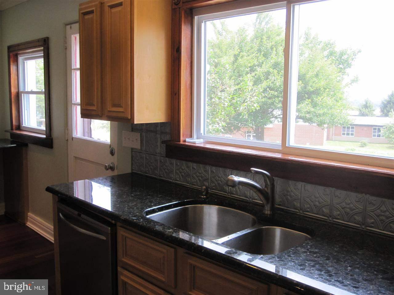 NORTH HILLS - Residential