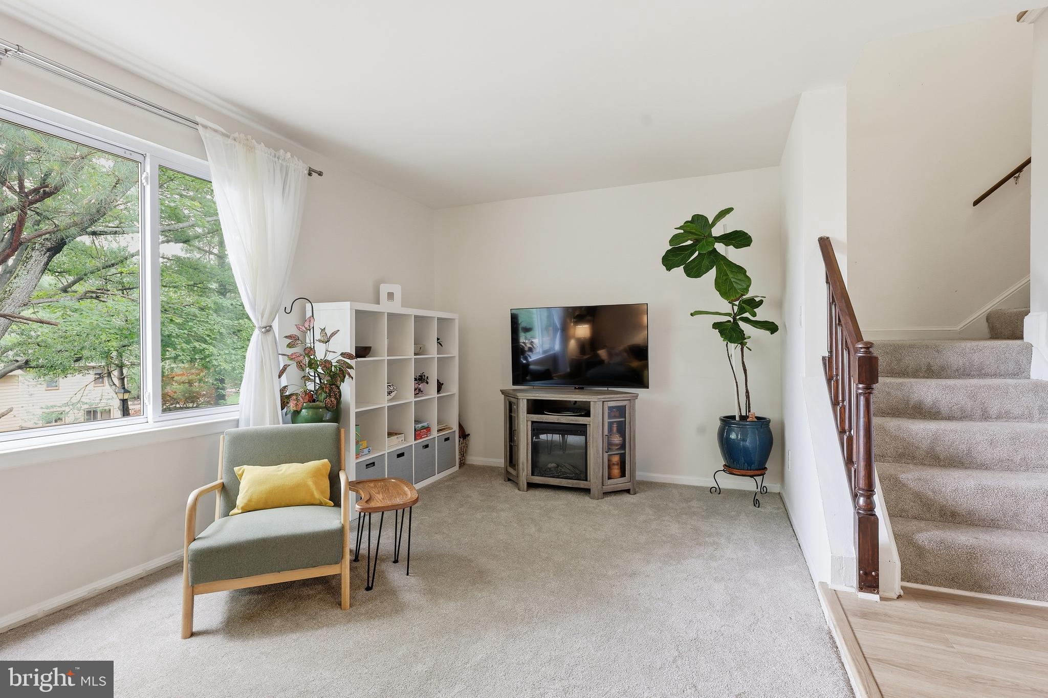 PINEWOOD STATION - Residential