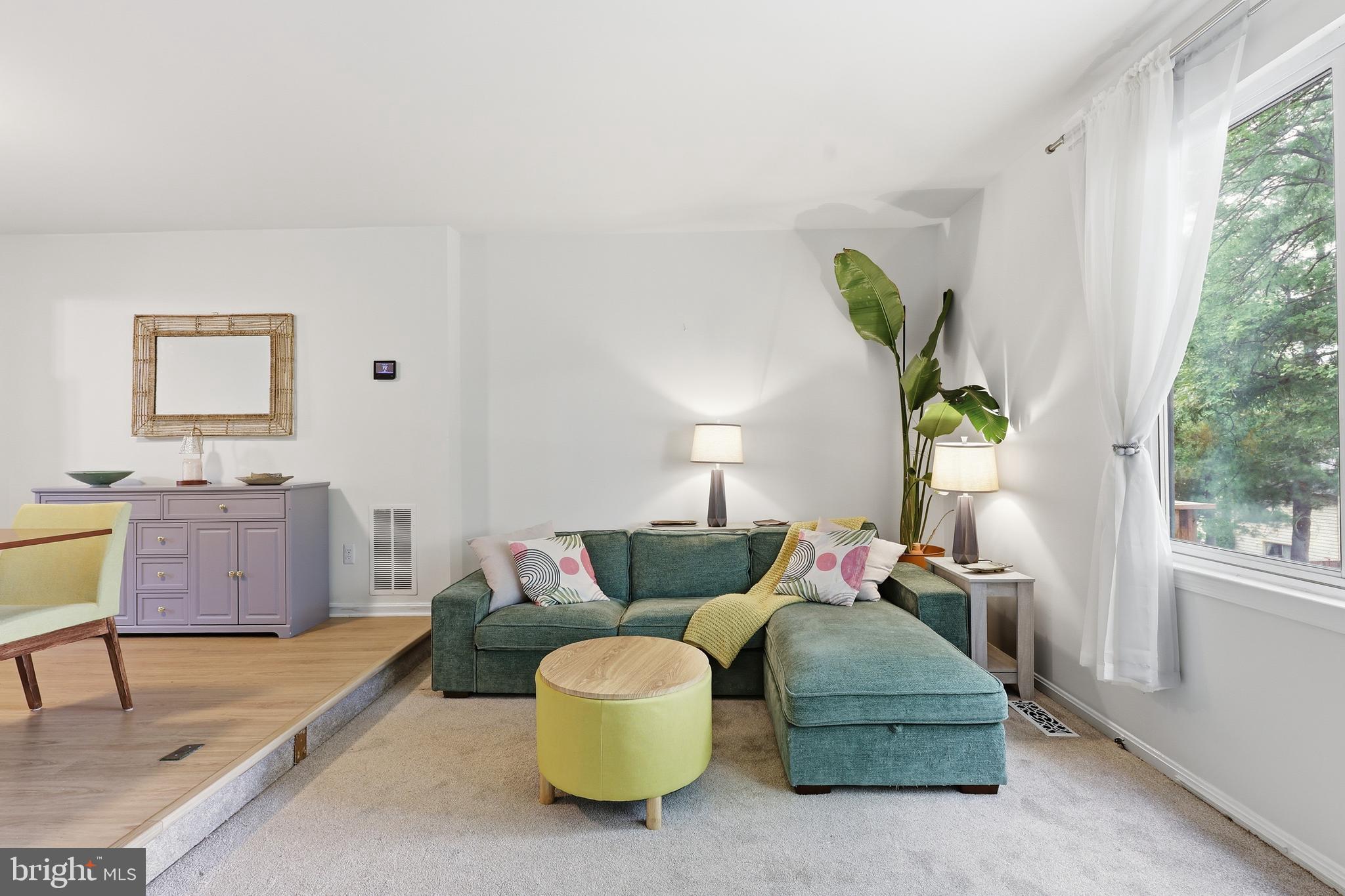 PINEWOOD STATION - Residential