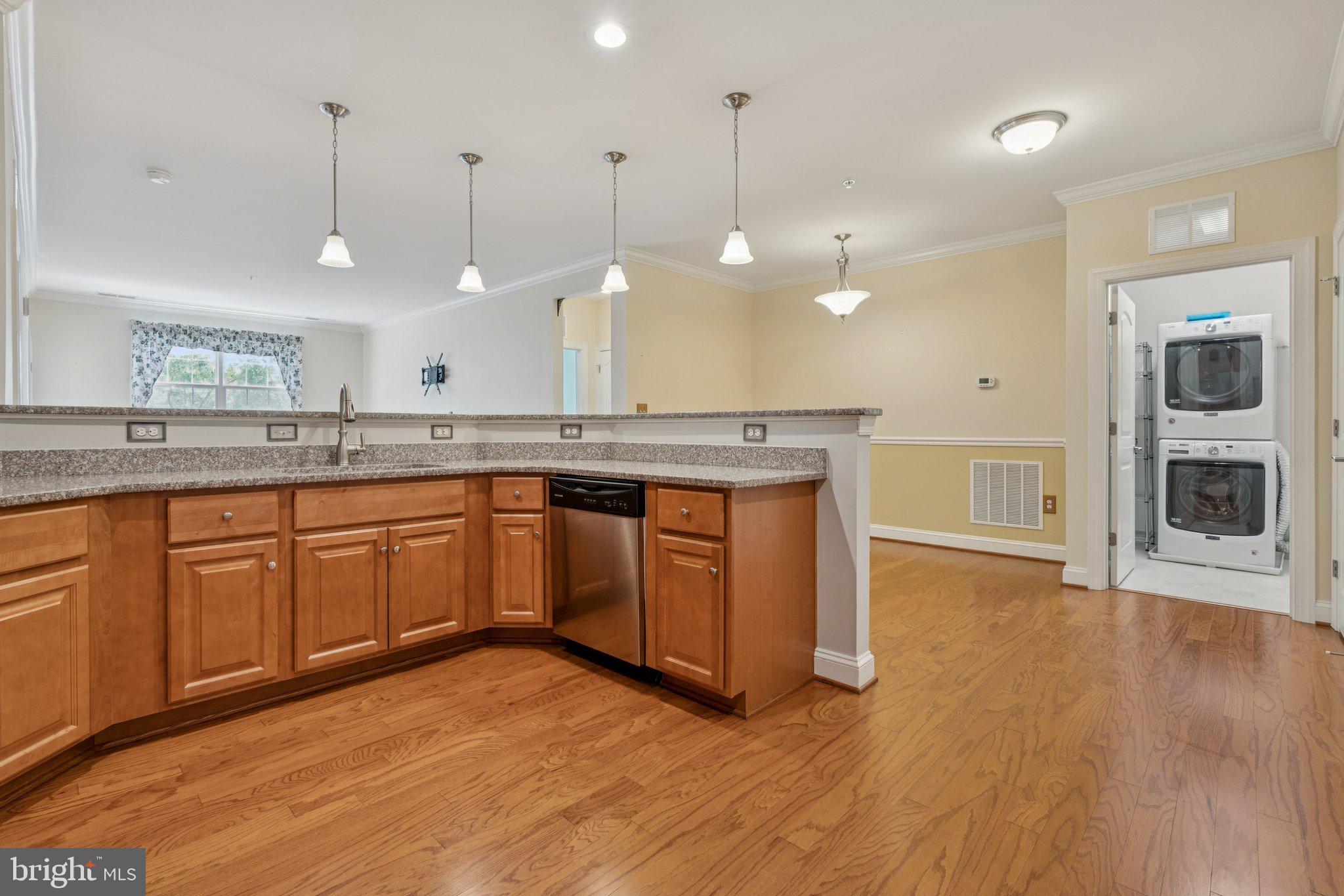 MACPHAIL WOODS - Residential