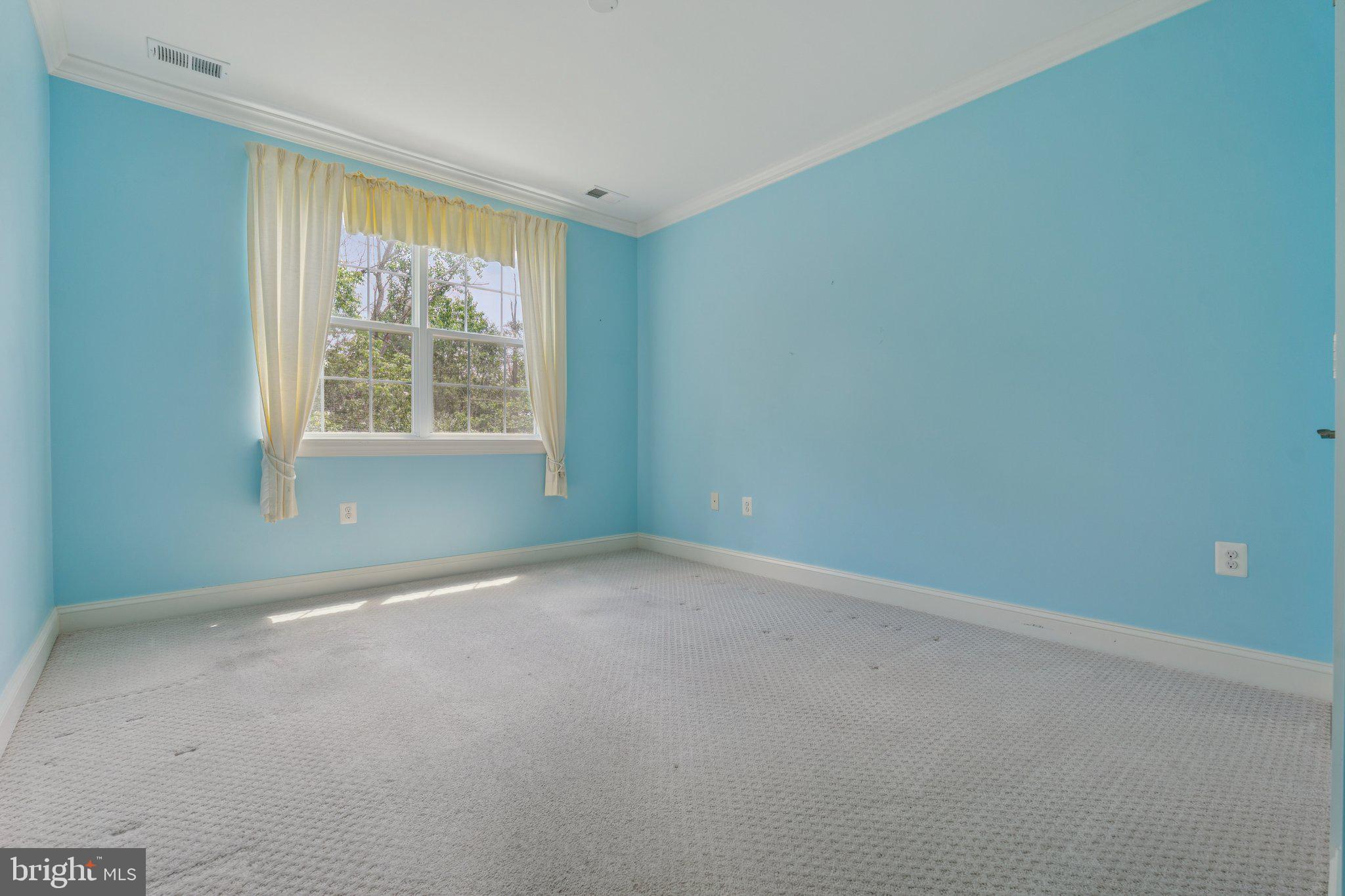 MACPHAIL WOODS - Residential