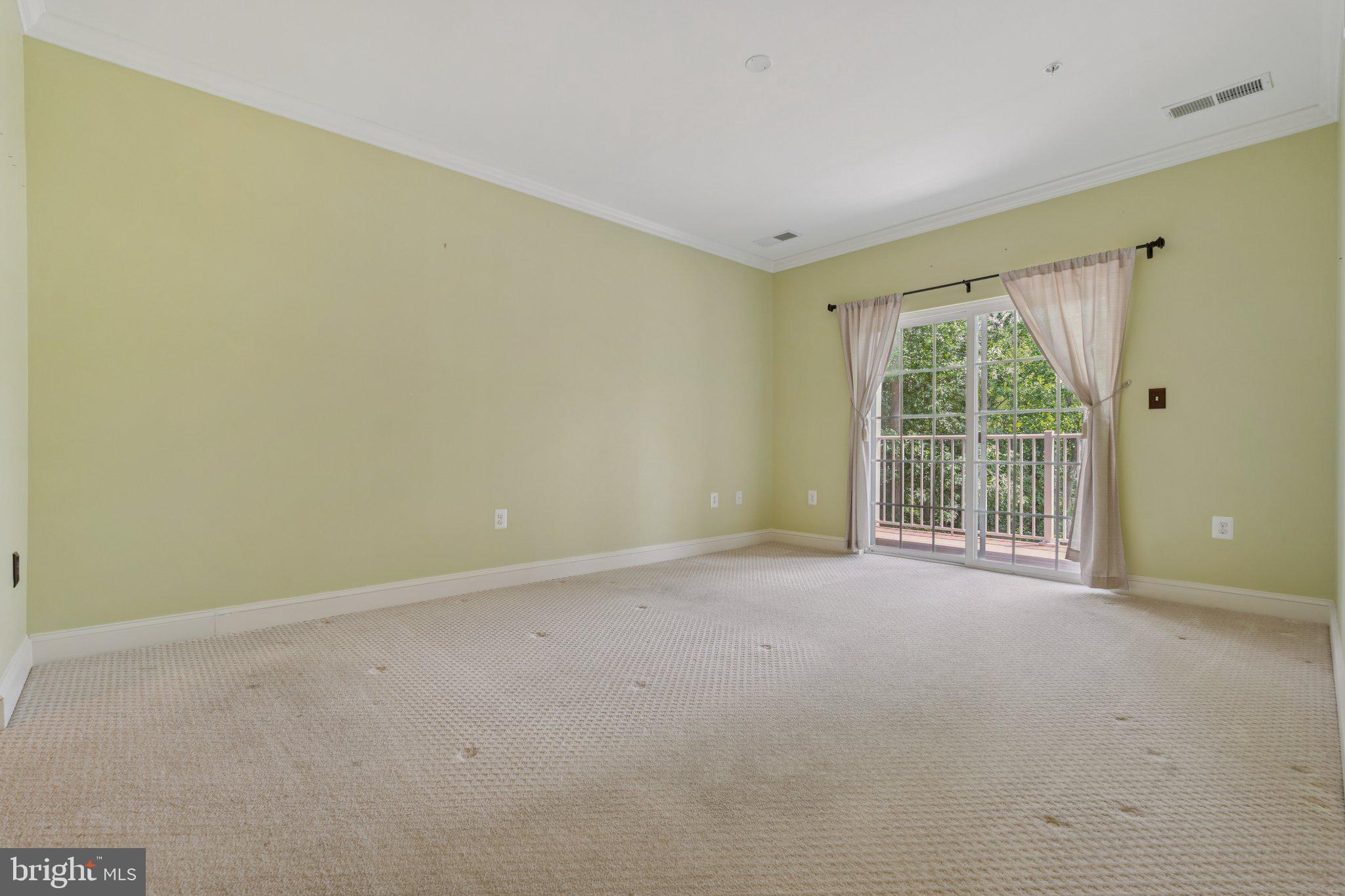 MACPHAIL WOODS - Residential