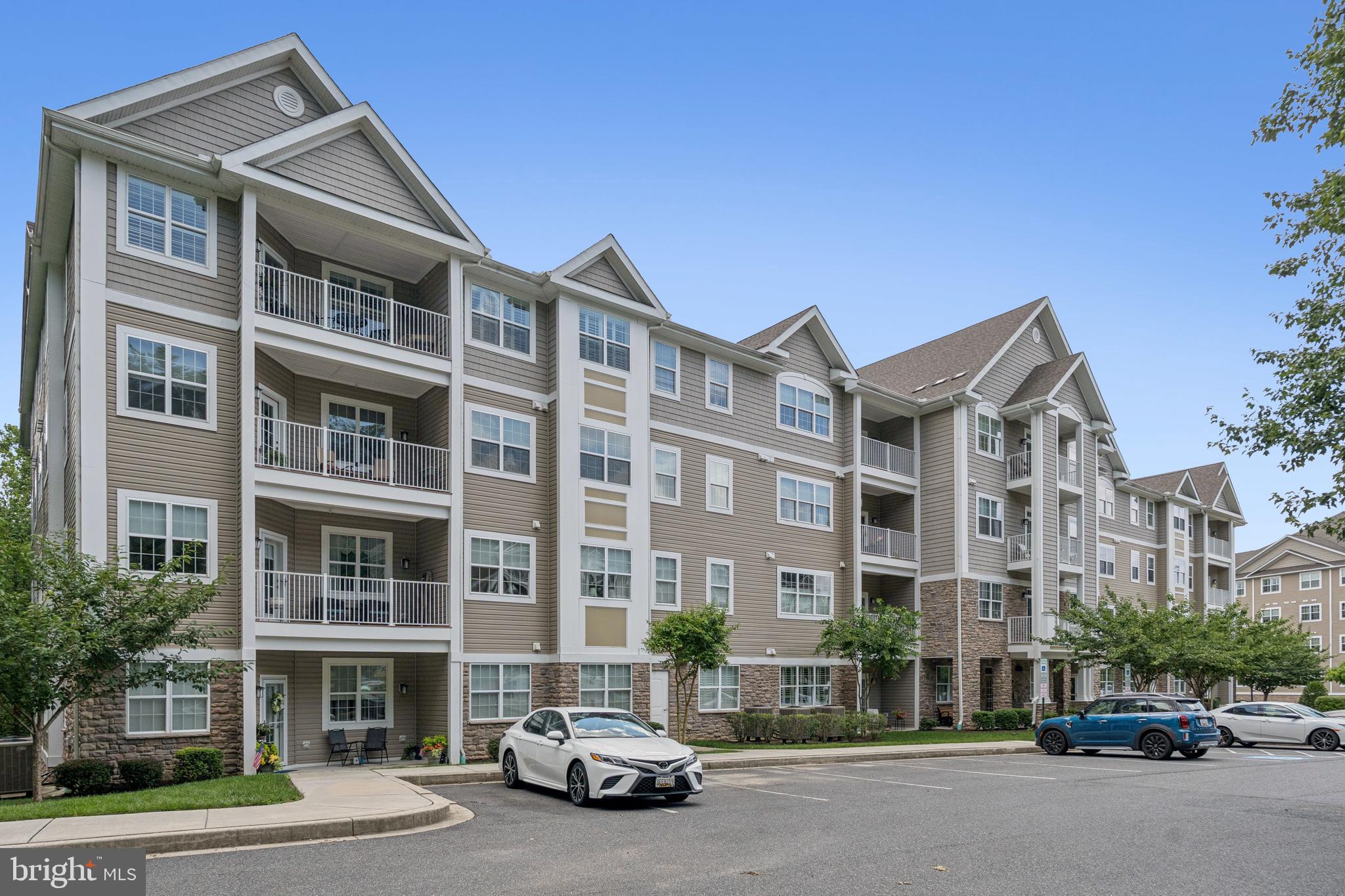 MACPHAIL WOODS - Residential