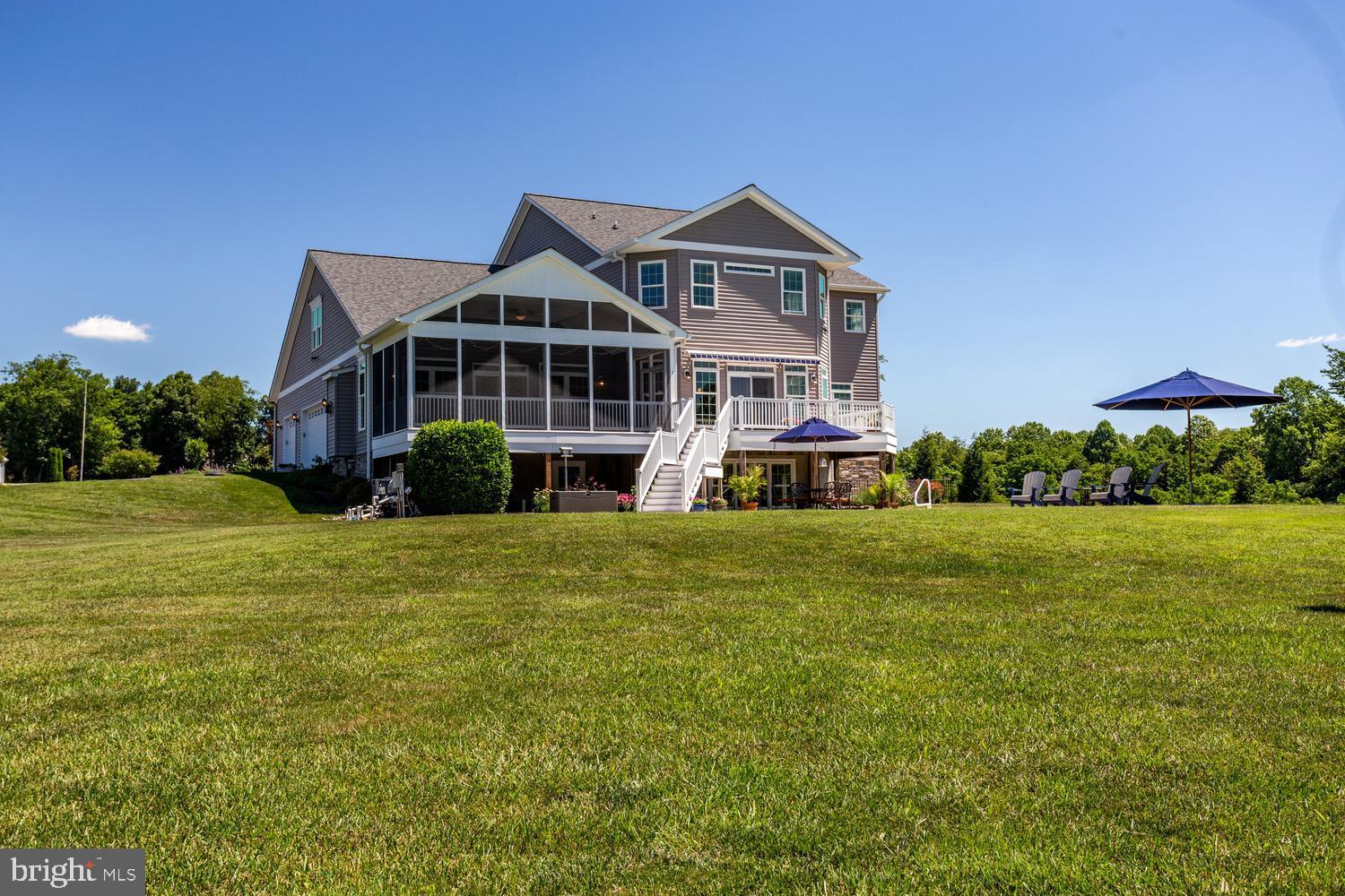 CAROLINES CROSSING - Residential