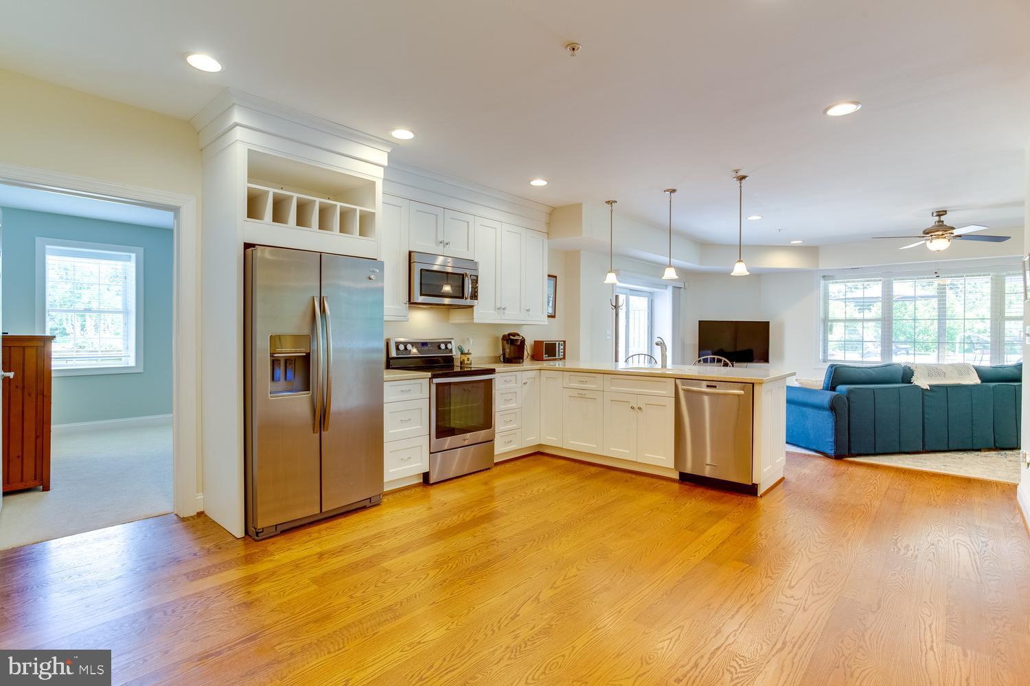 CAROLINES CROSSING - Residential