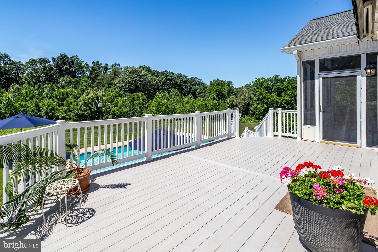CAROLINES CROSSING - Residential
