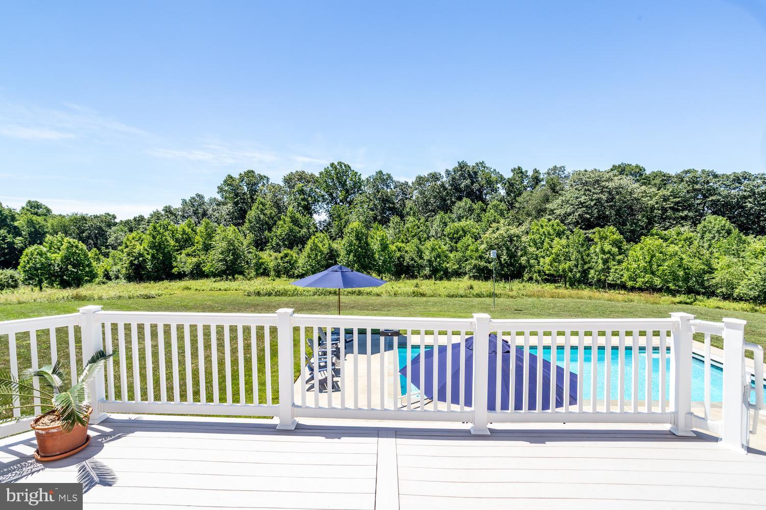 CAROLINES CROSSING - Residential