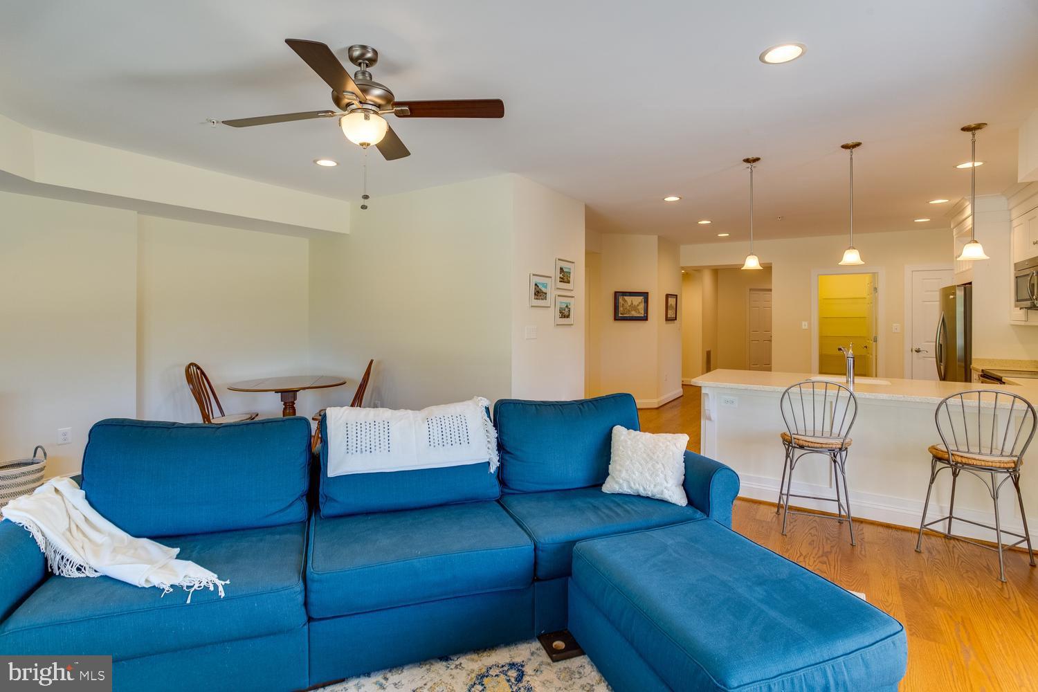 CAROLINES CROSSING - Residential