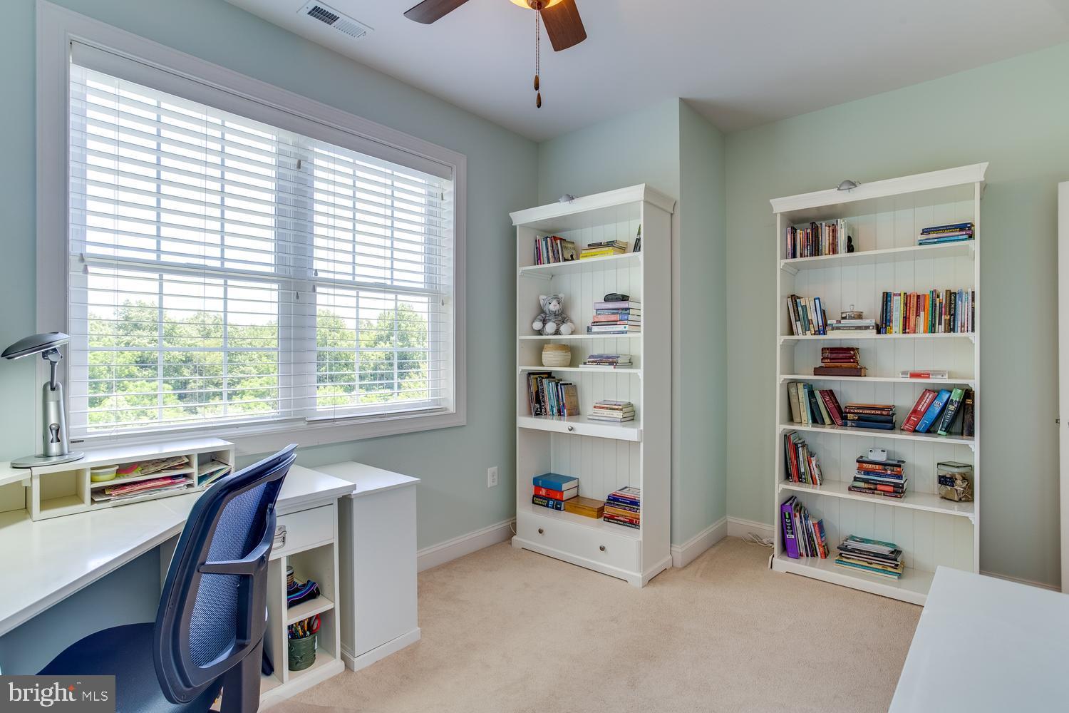 CAROLINES CROSSING - Residential
