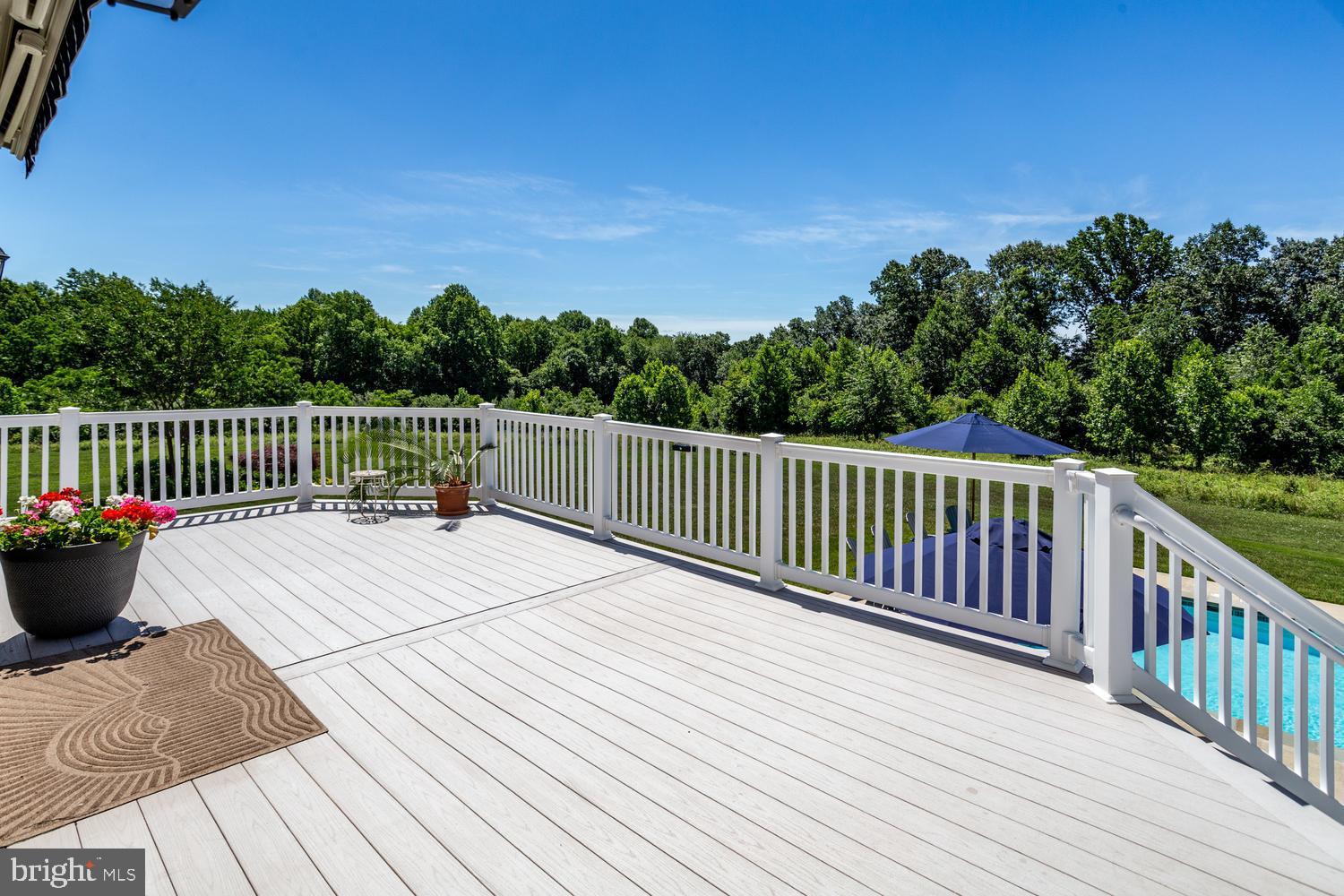 CAROLINES CROSSING - Residential