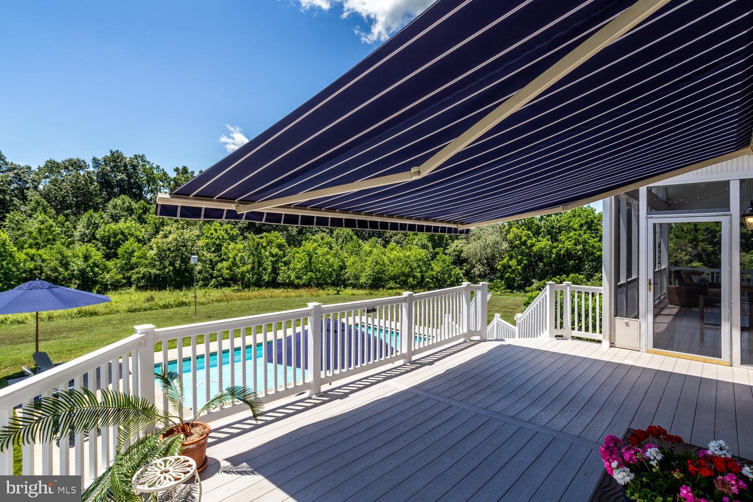 CAROLINES CROSSING - Residential
