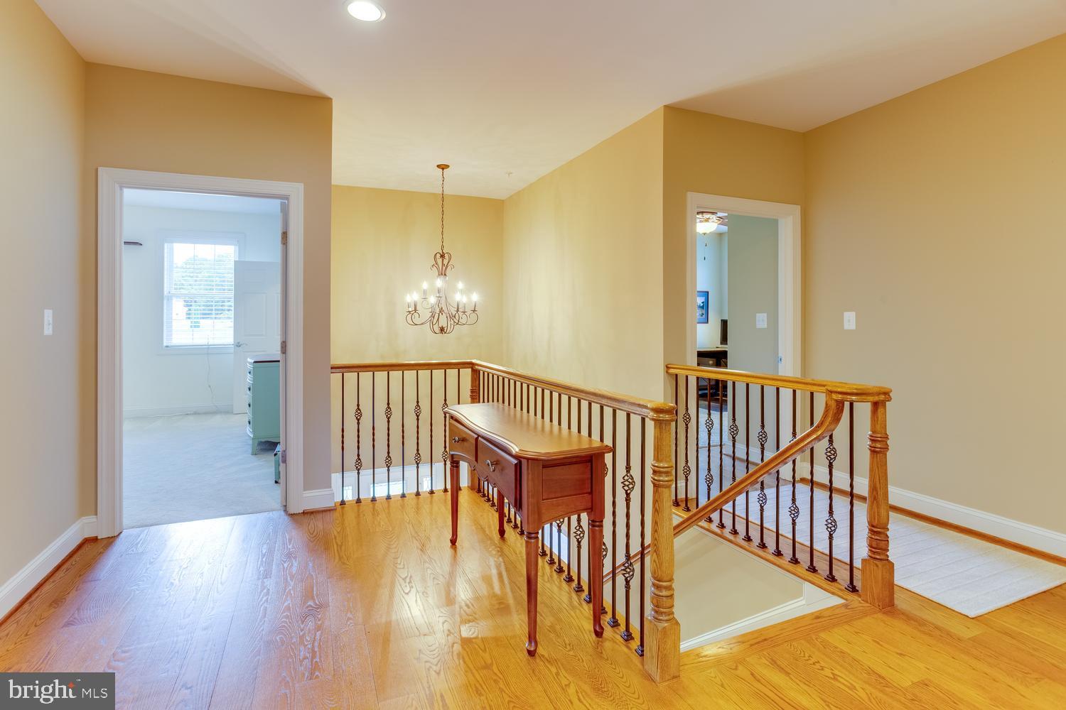 CAROLINES CROSSING - Residential