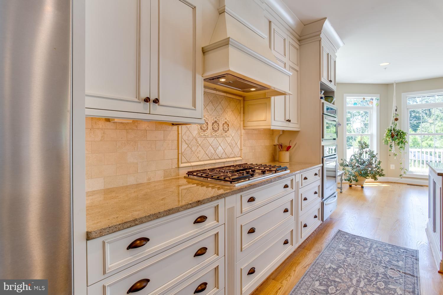 CAROLINES CROSSING - Residential