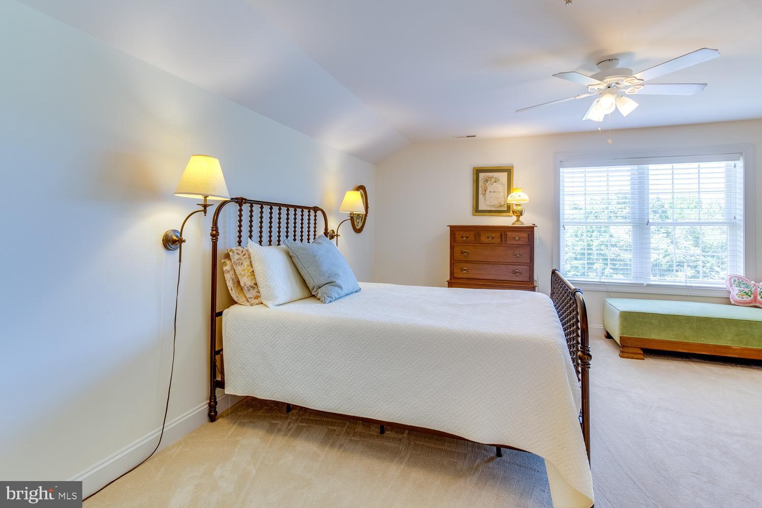 CAROLINES CROSSING - Residential