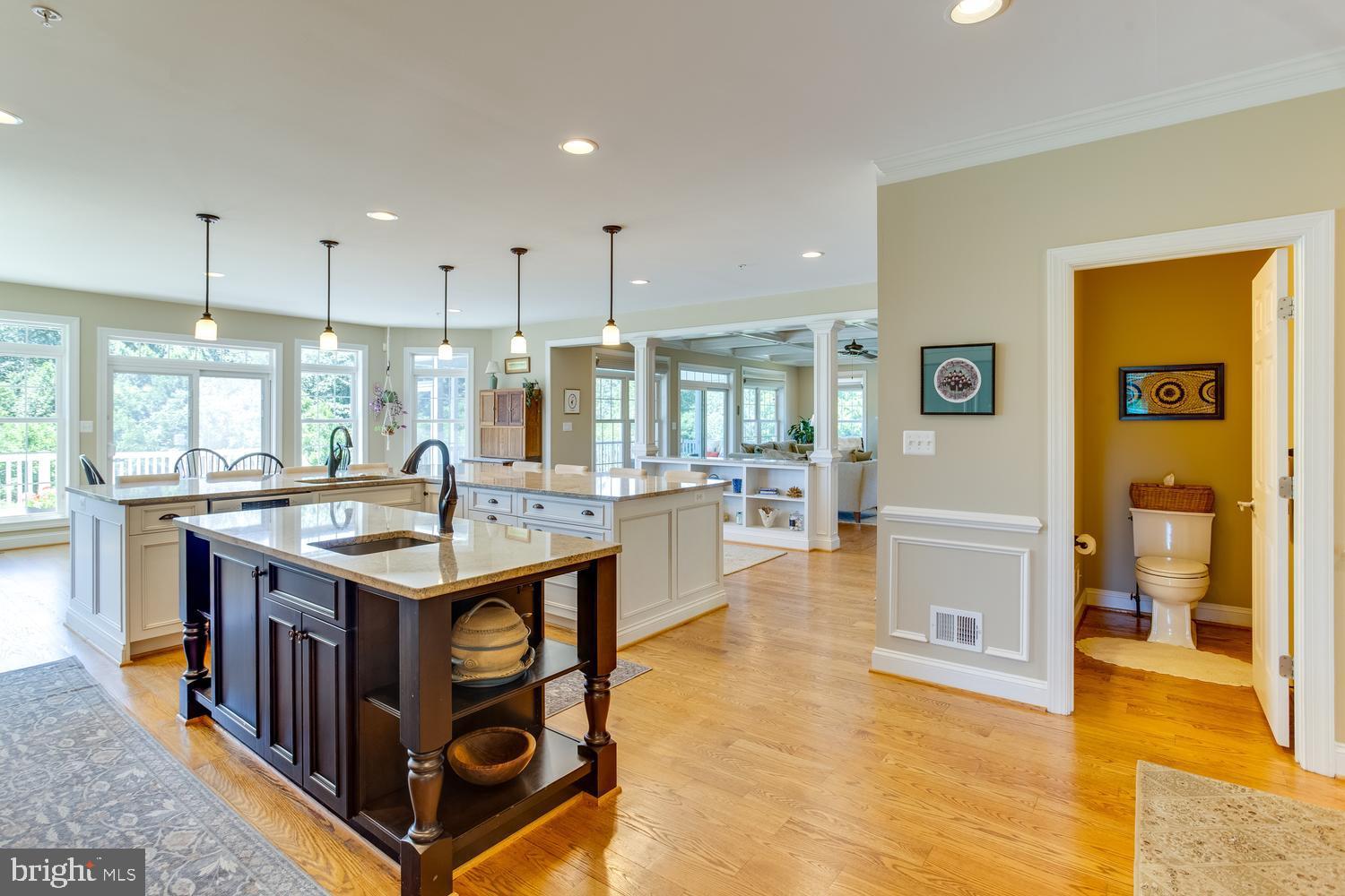 CAROLINES CROSSING - Residential