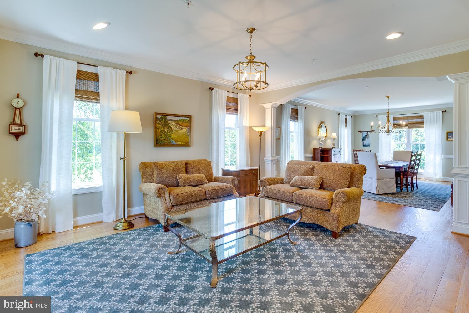 CAROLINES CROSSING - Residential