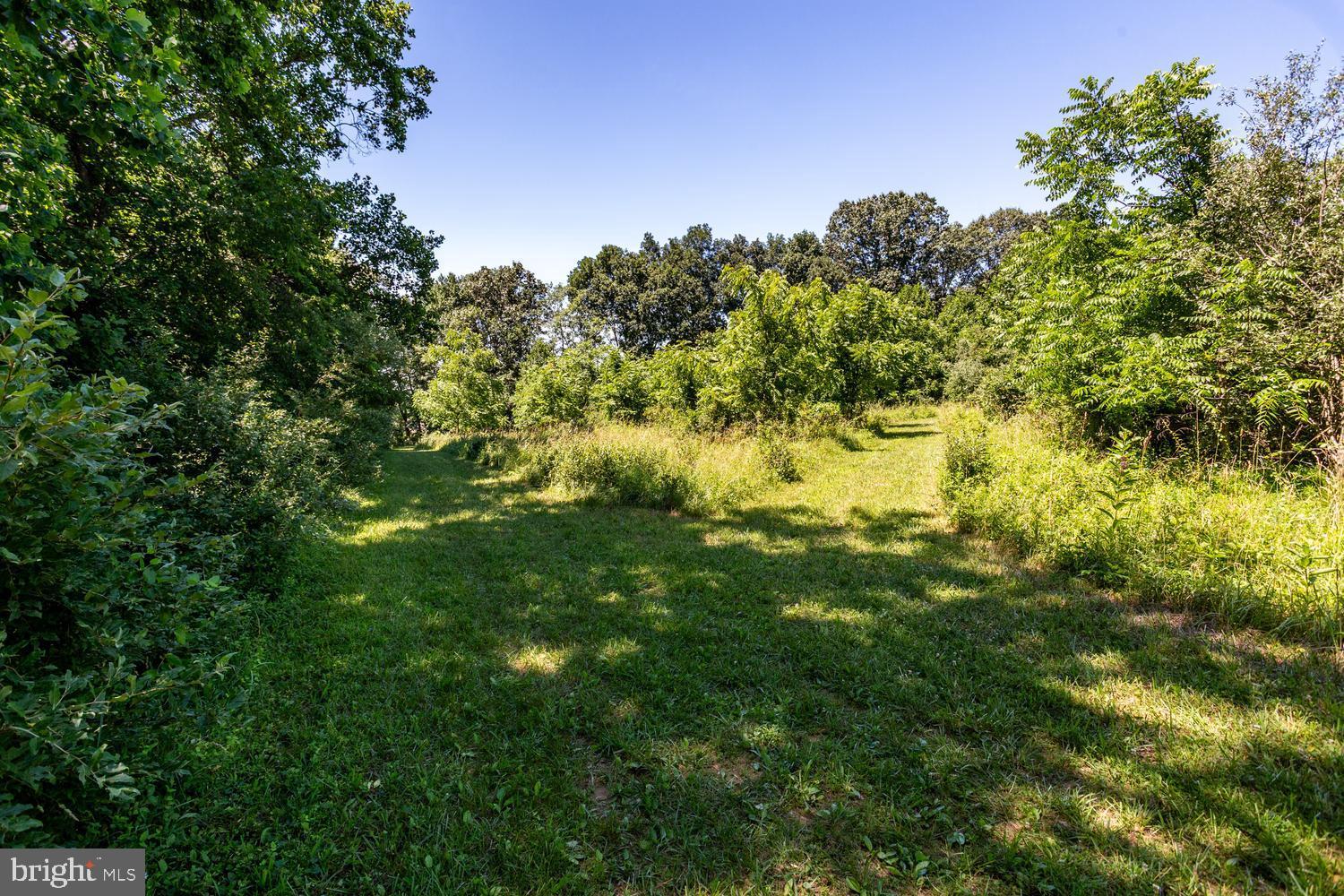 CAROLINES CROSSING - Residential