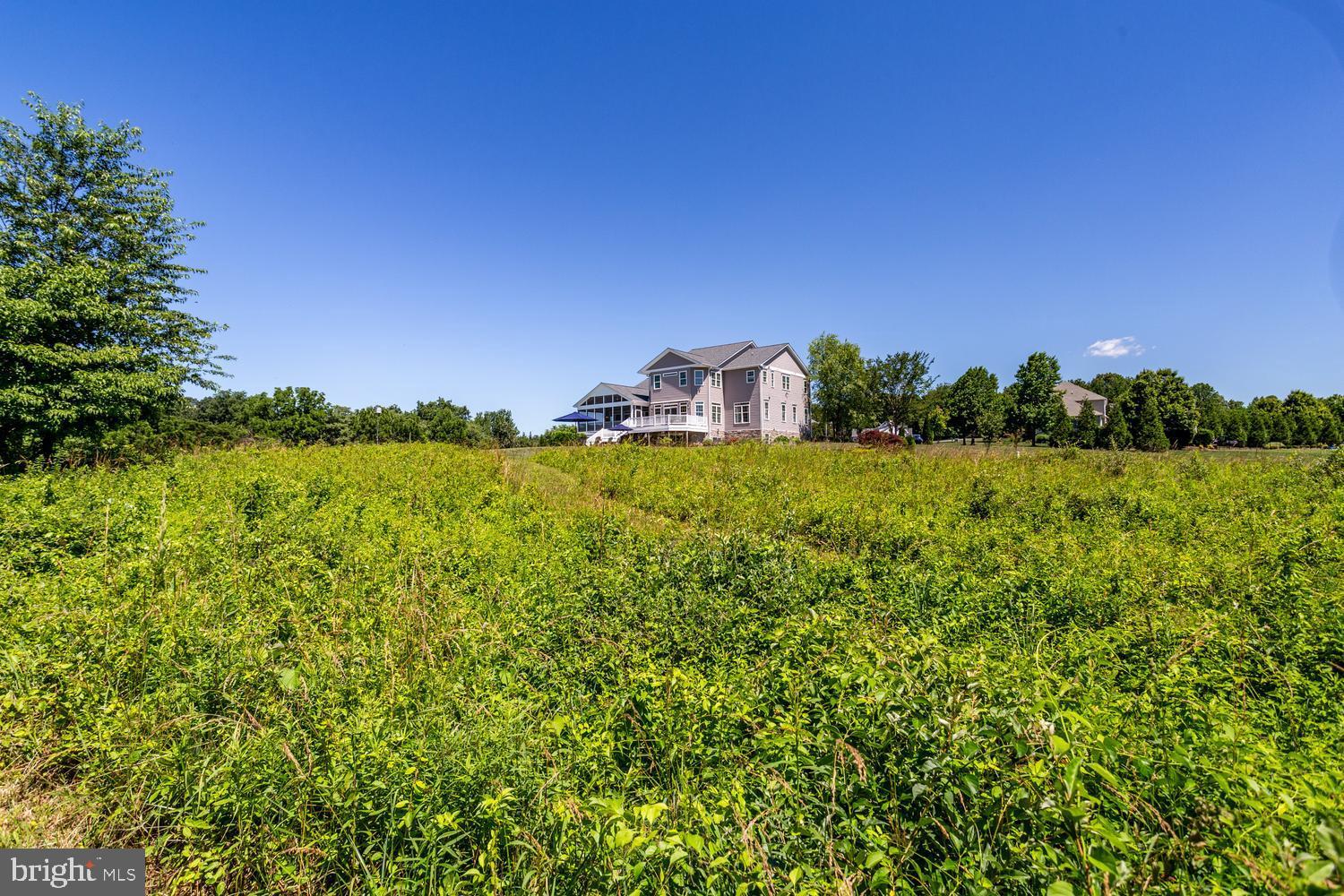 CAROLINES CROSSING - Residential