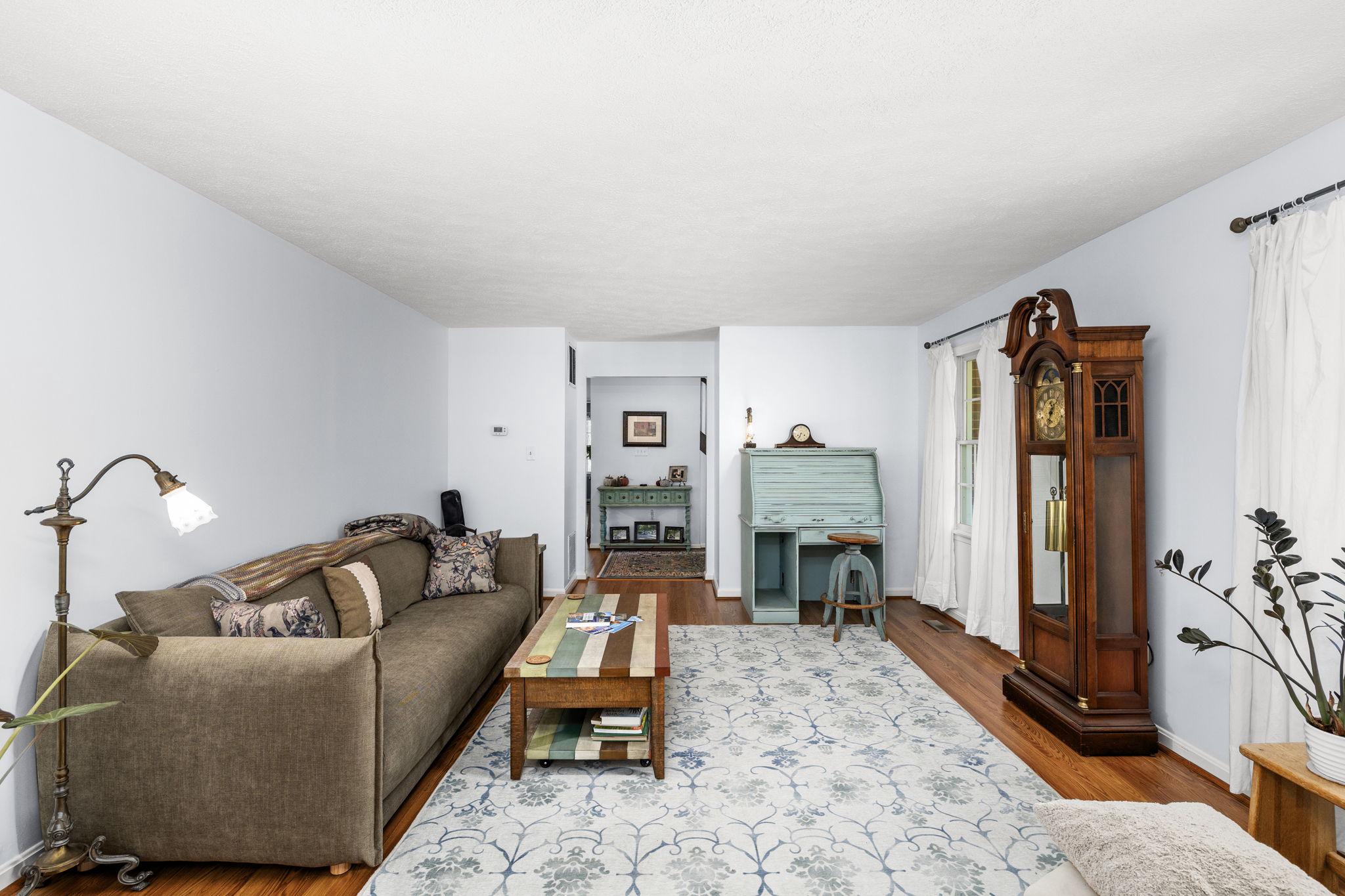 LAKE ORANGE ESTATES - Residential