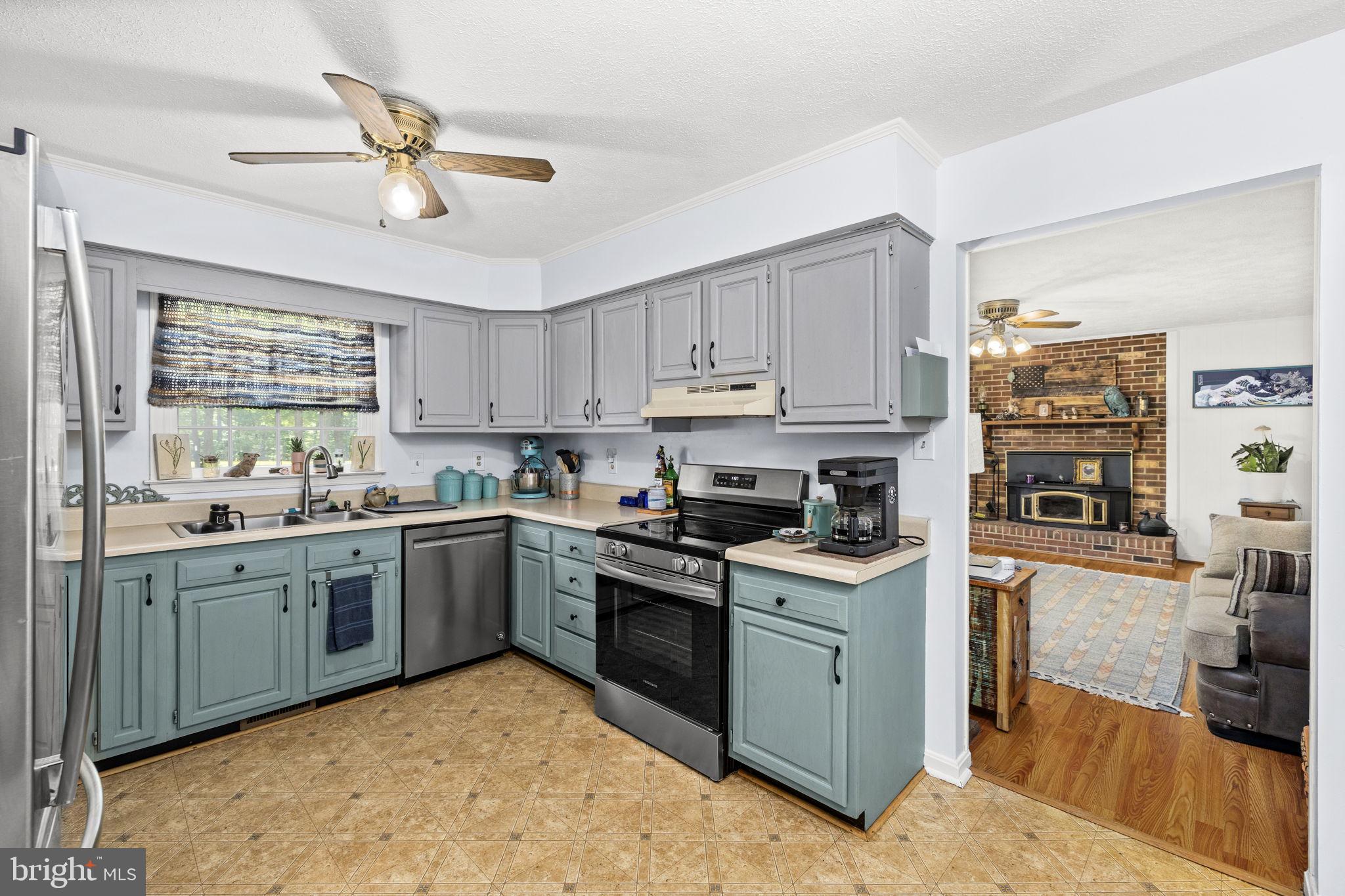LAKE ORANGE ESTATES - Residential