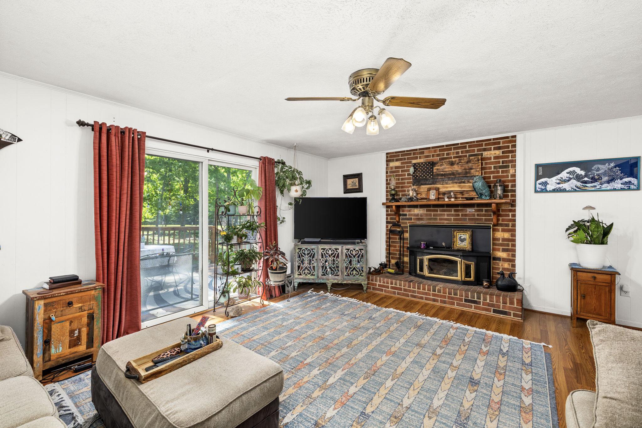 LAKE ORANGE ESTATES - Residential