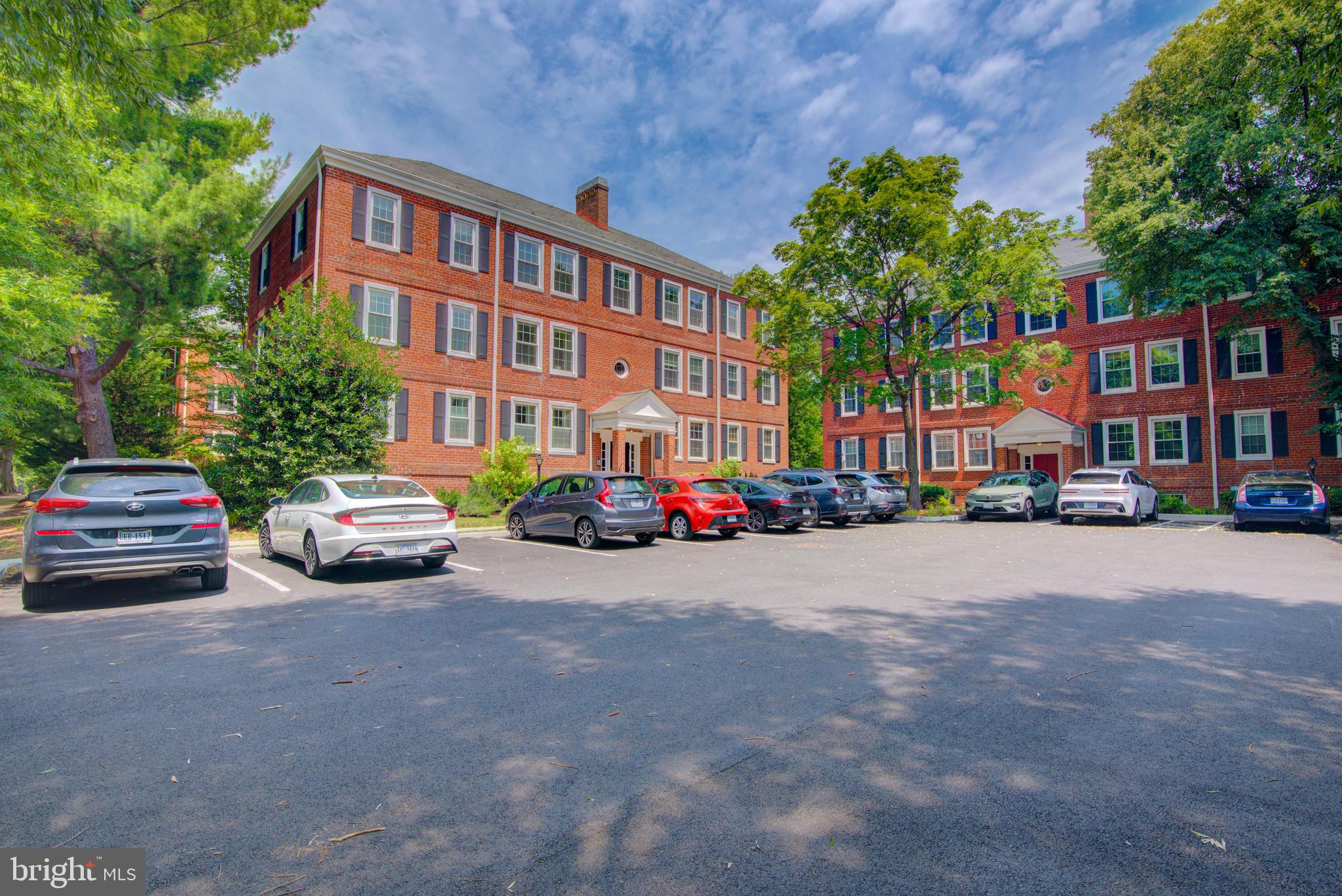 FAIRLINGTON - Residential