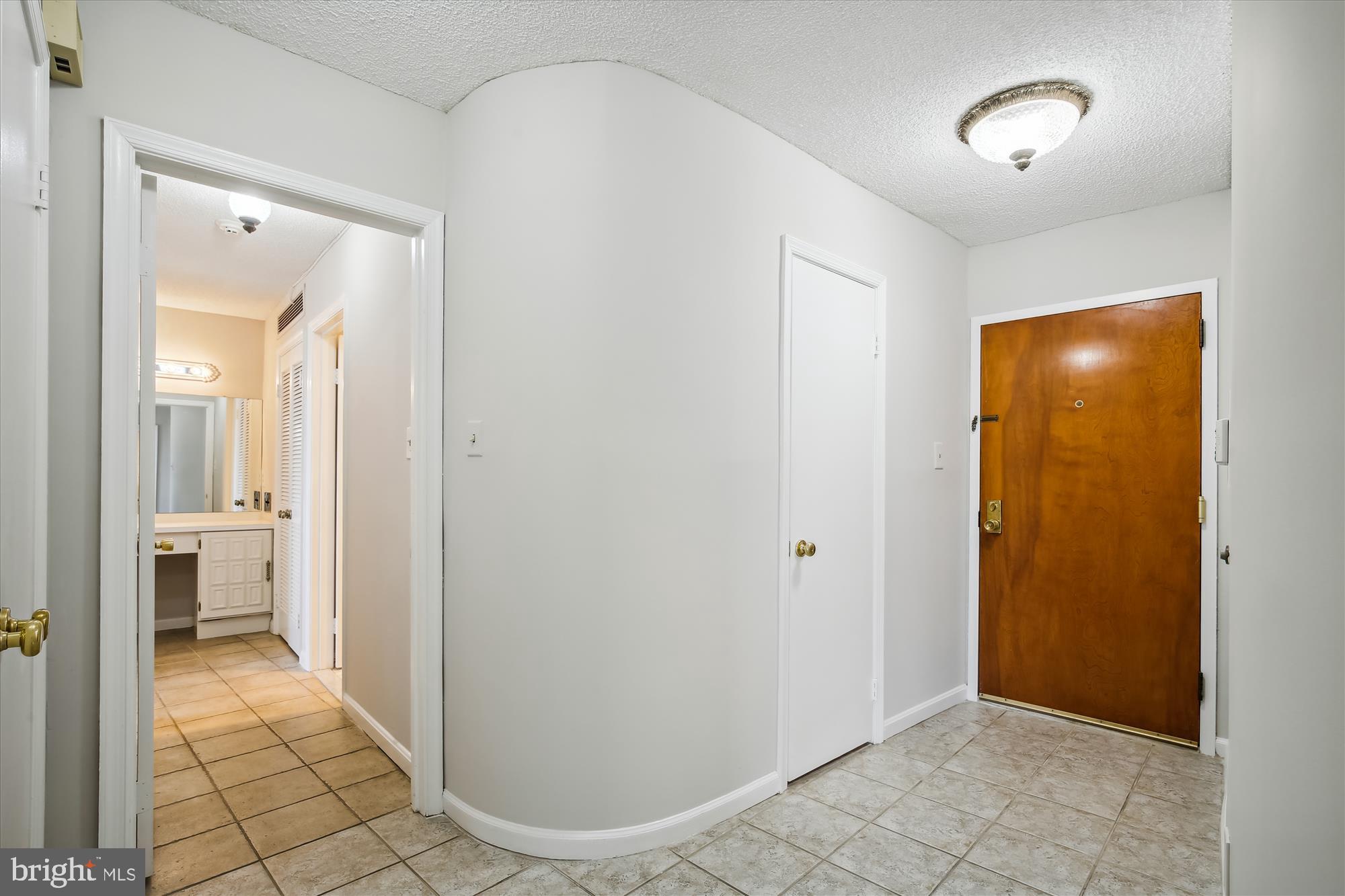 THE REPRESENTATIVE - Residential Lease