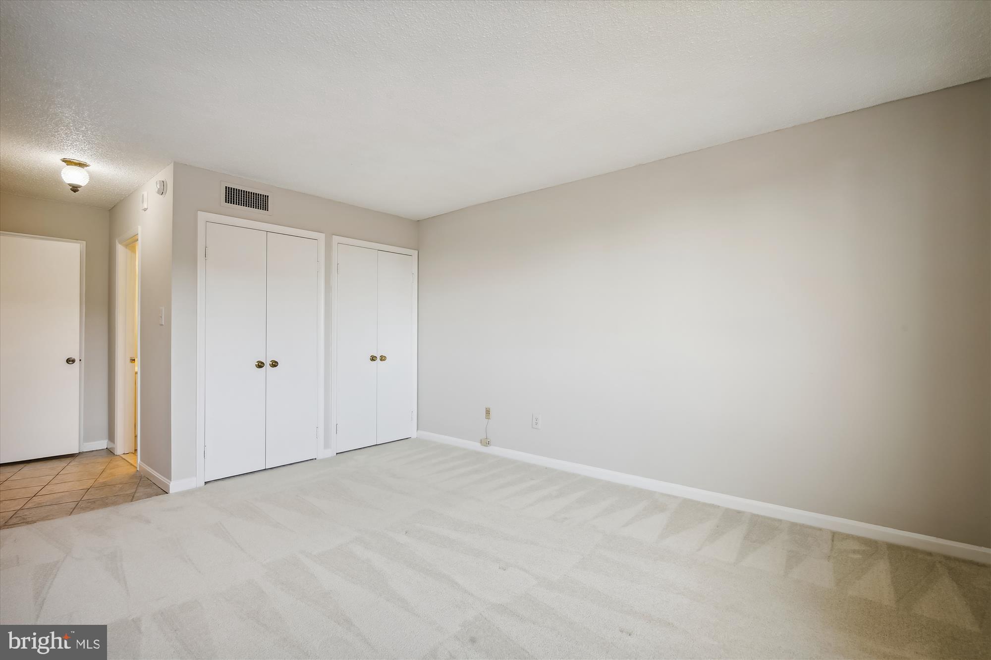 THE REPRESENTATIVE - Residential Lease