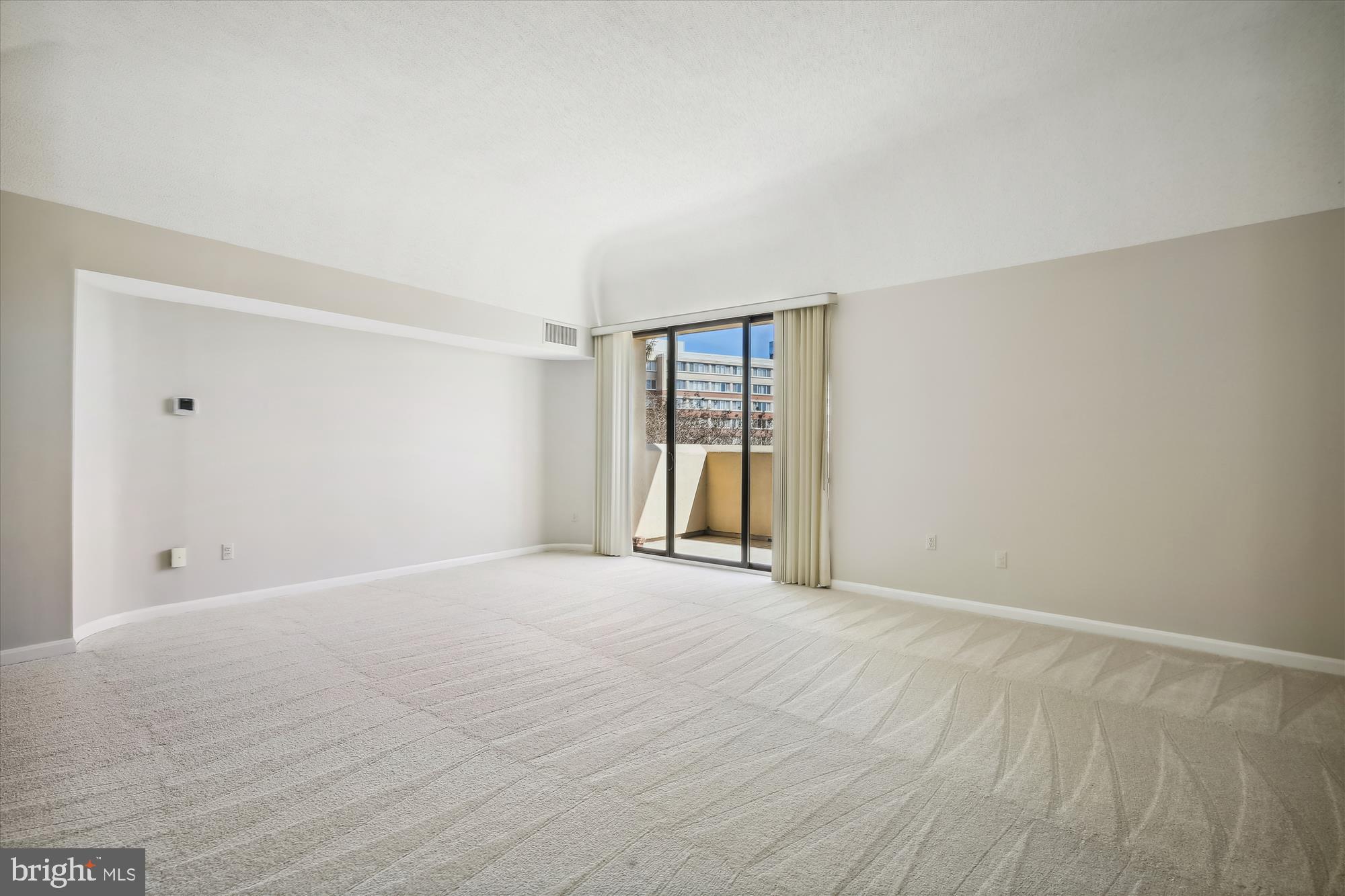 THE REPRESENTATIVE - Residential Lease
