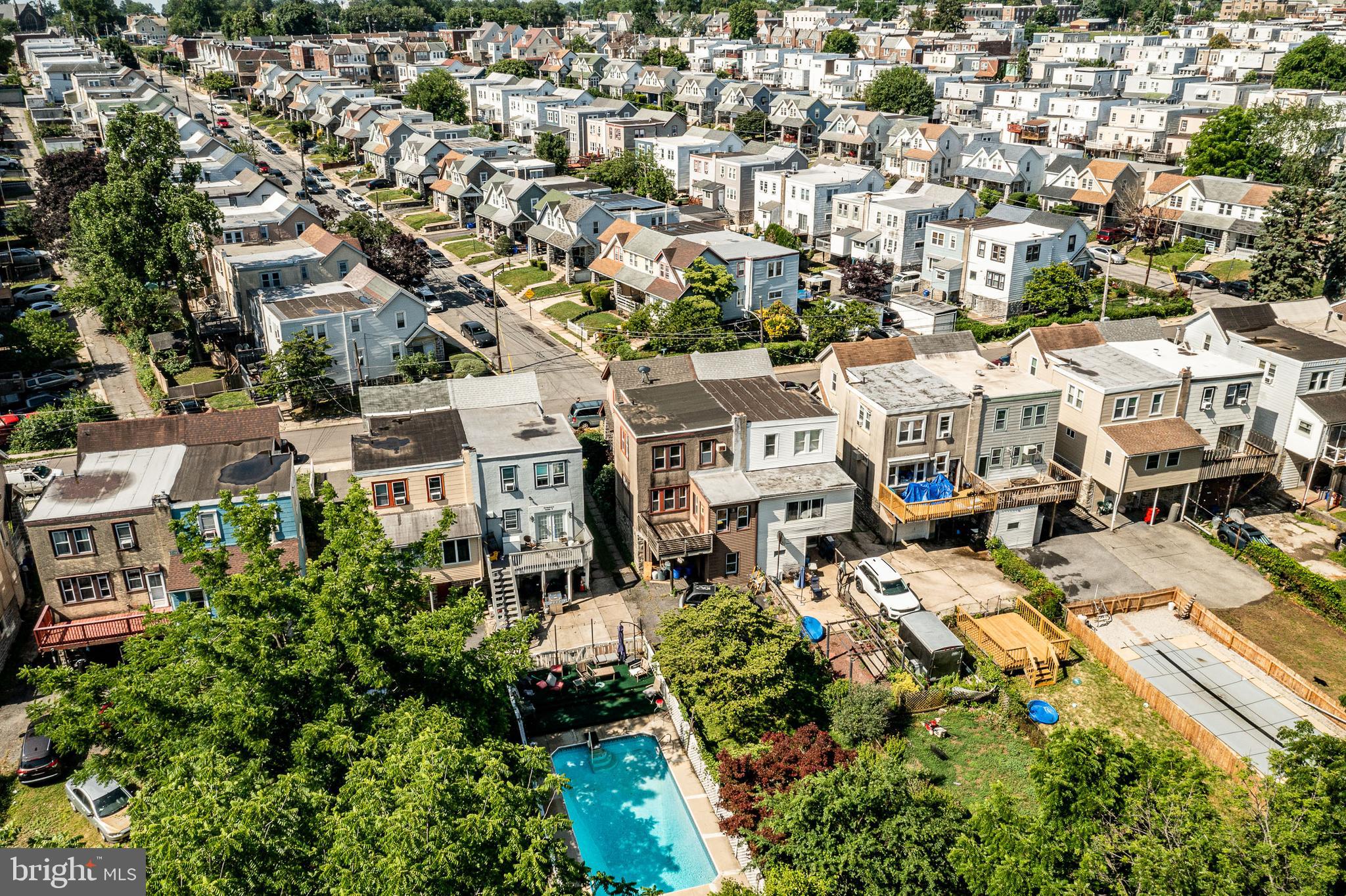 BEVERLY HILLS - Residential