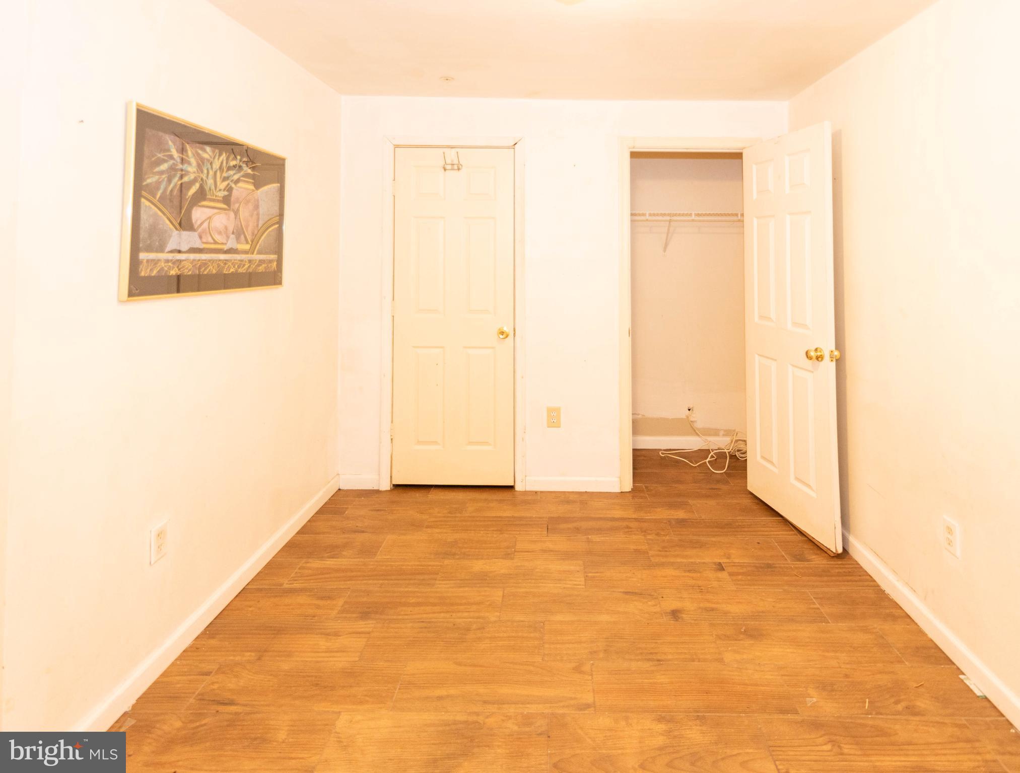 PENNSYLVANIA OAKS - Residential