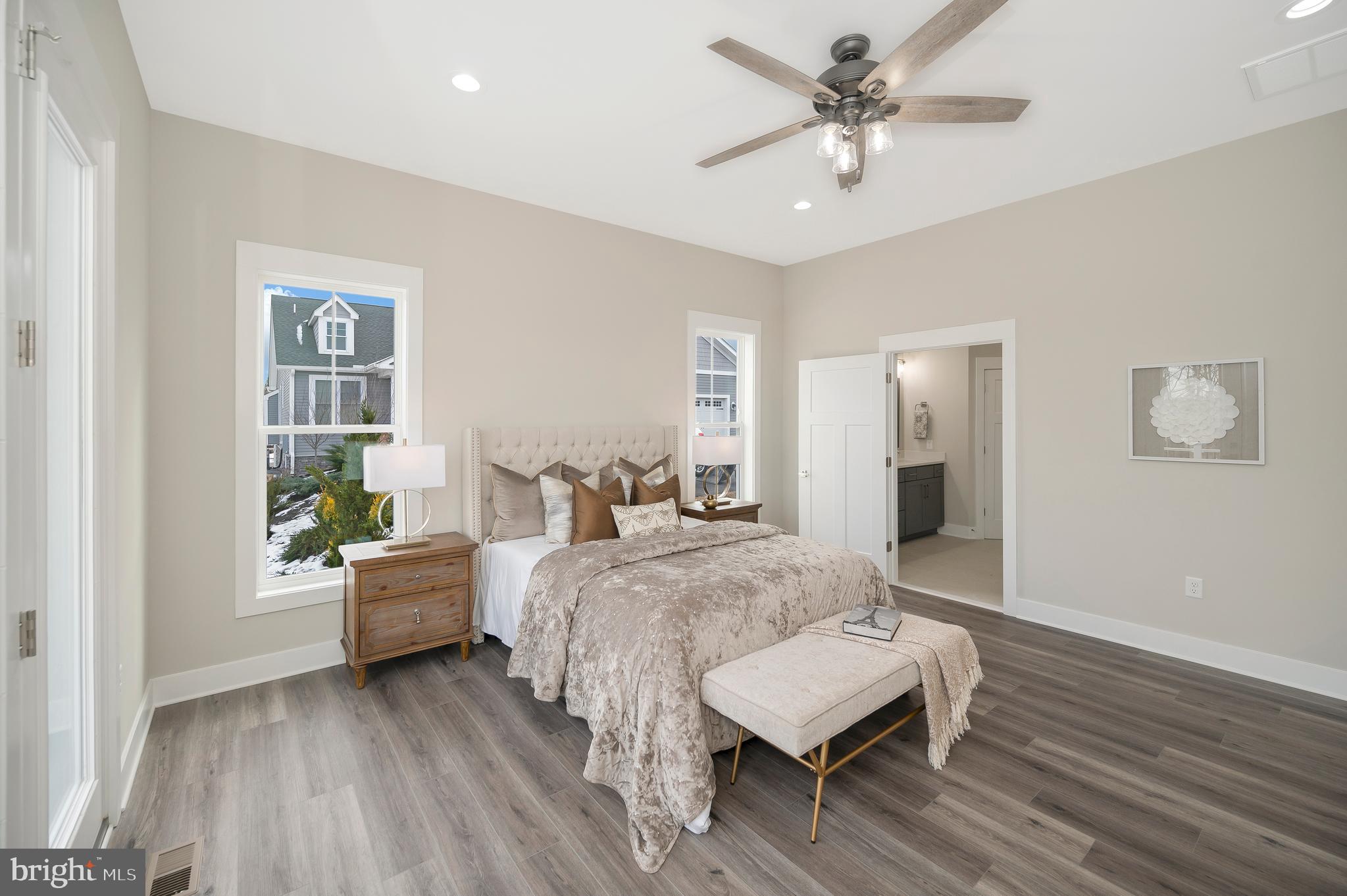 SUNSET COVE - Residential