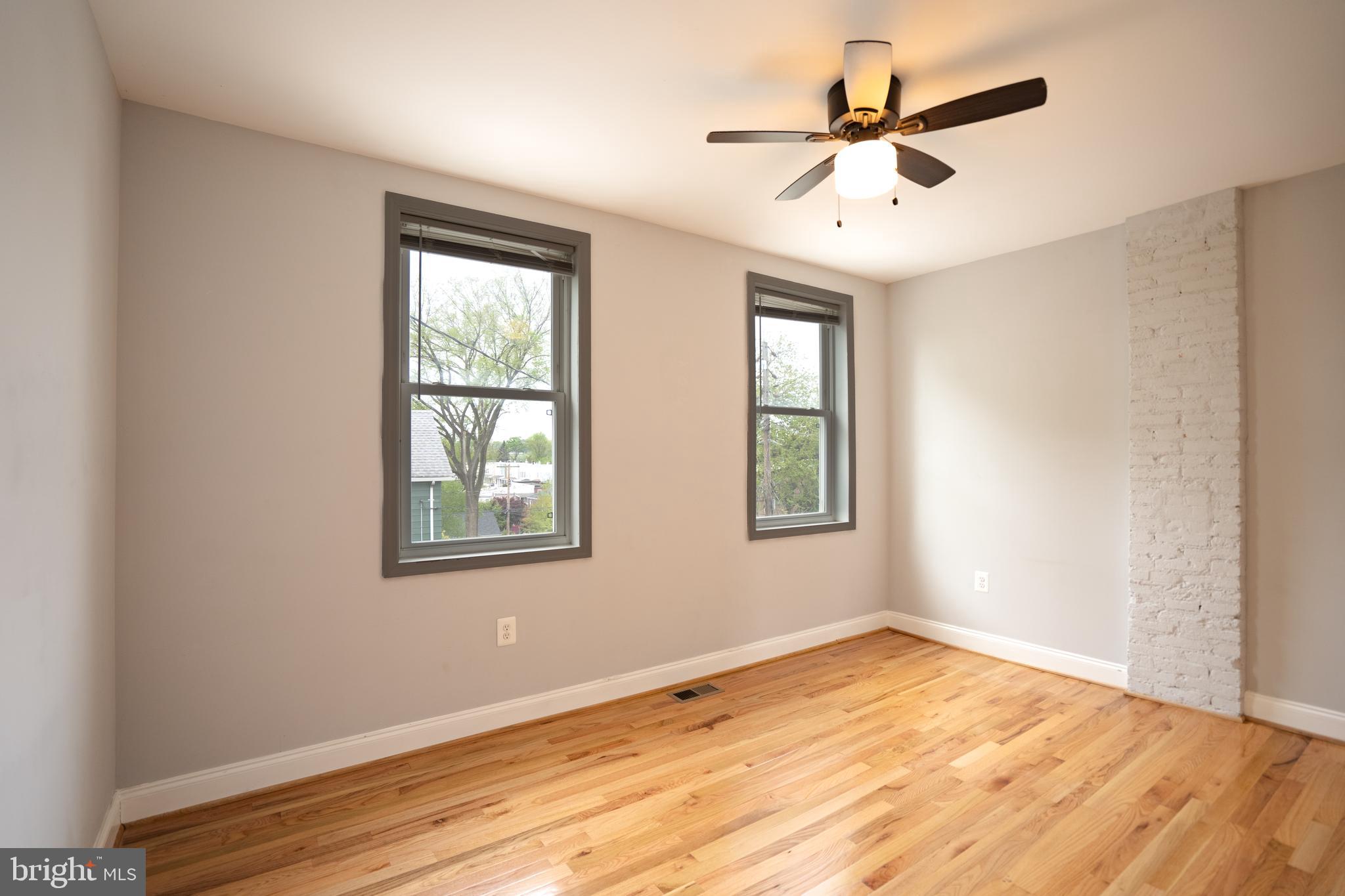 WYMAN PARK HAMPDEN - Residential