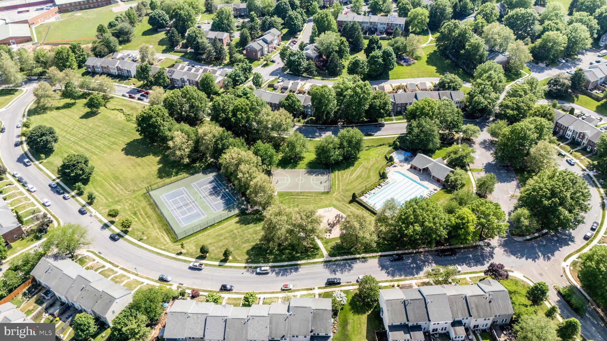 LAKETREE - Residential