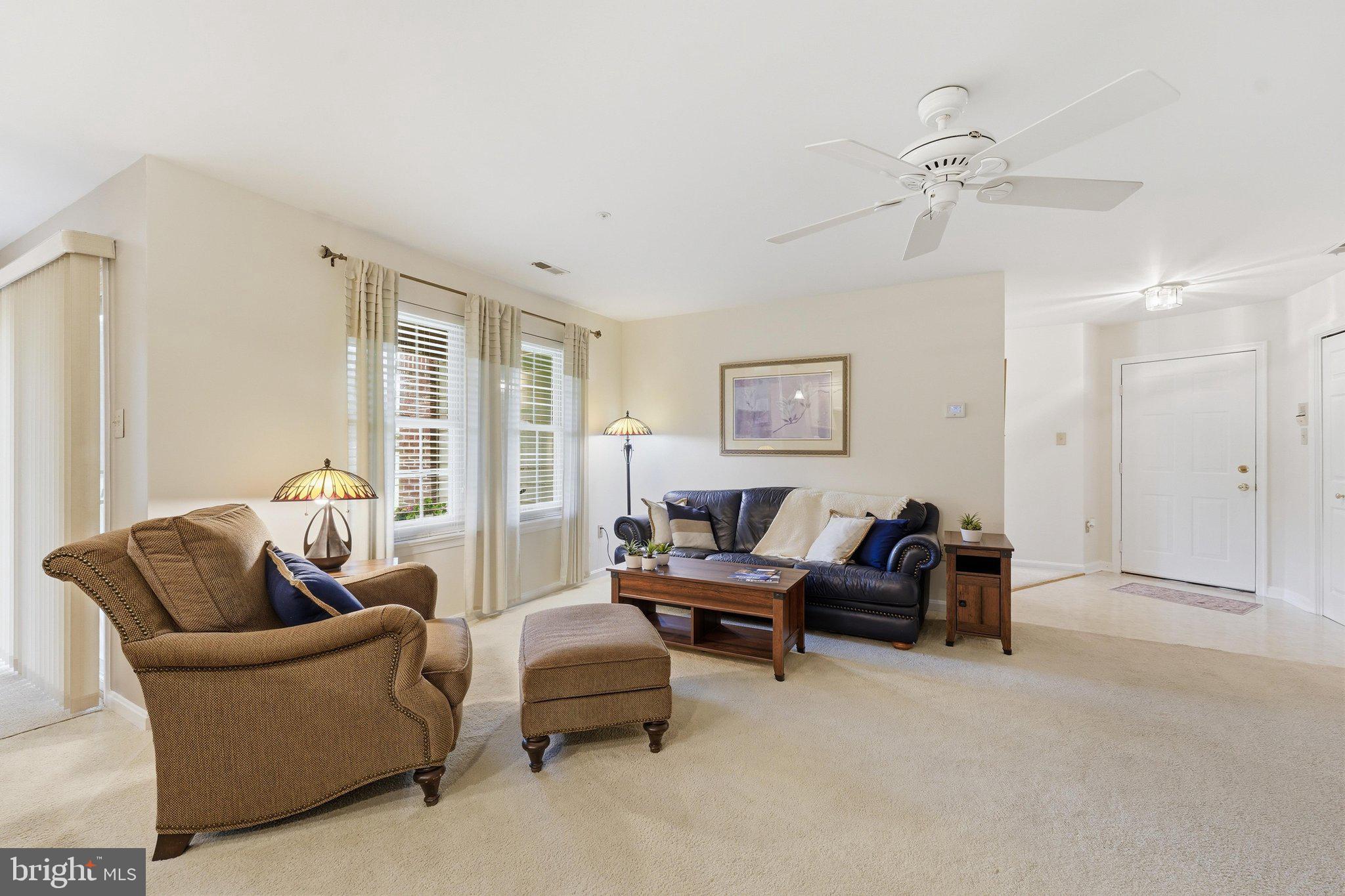 LAKETREE - Residential