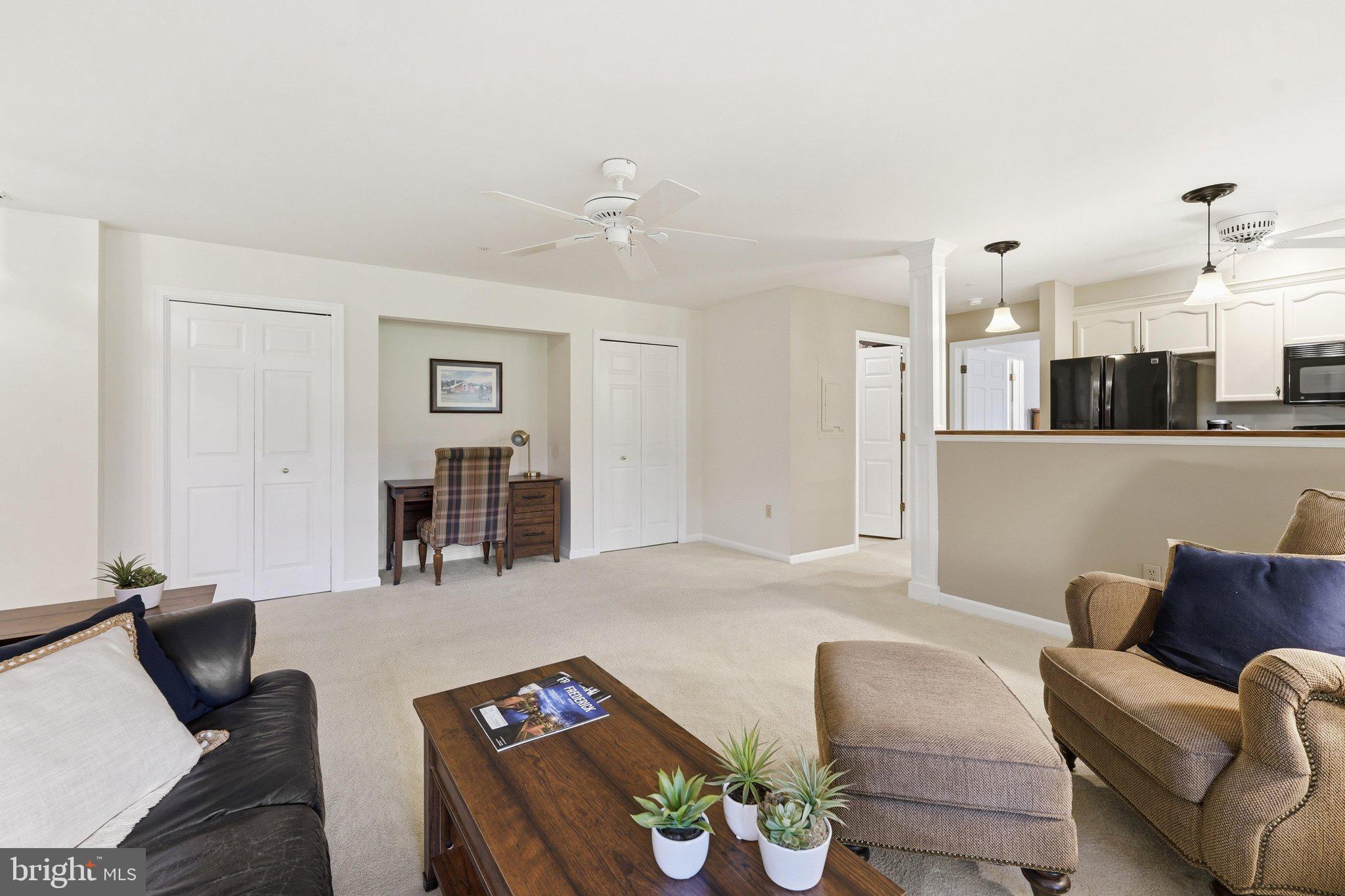 LAKETREE - Residential