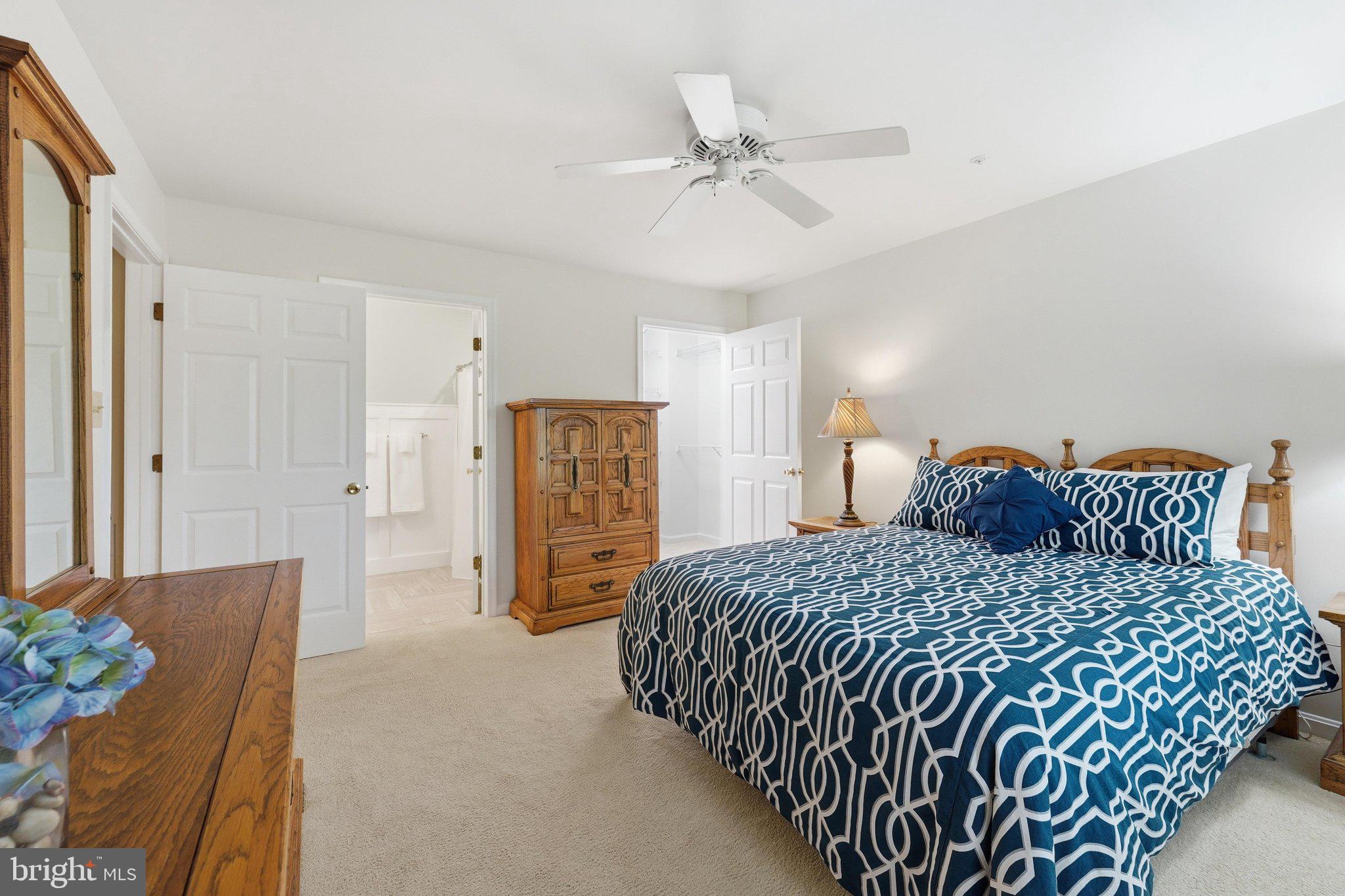 LAKETREE - Residential