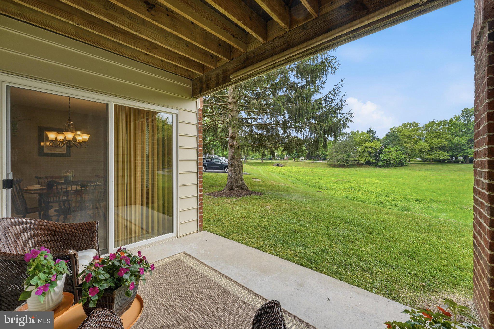 LAKETREE - Residential